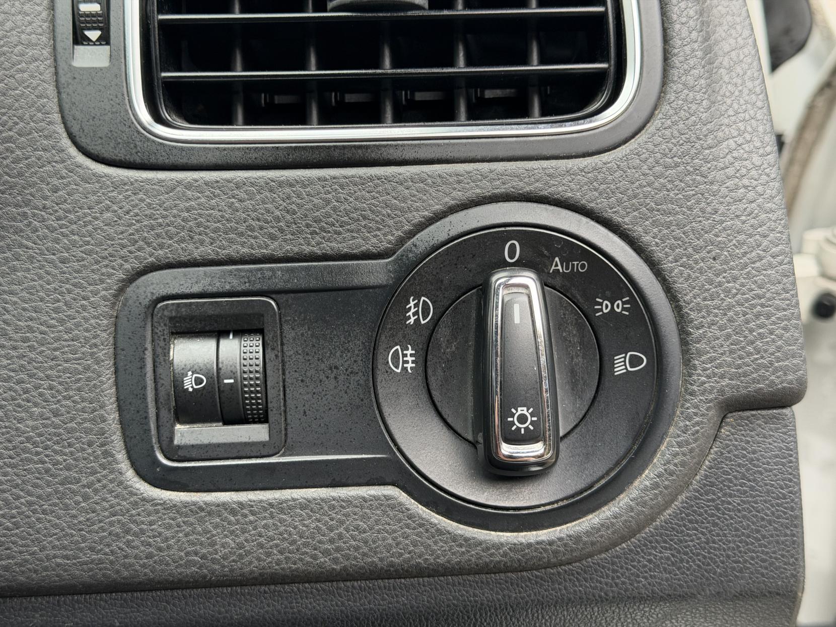 Volkswagen Polo 1.2 TSI BlueMotion Tech Match Hatchback 5dr Petrol DSG Euro 6 (s/s) (90 ps)