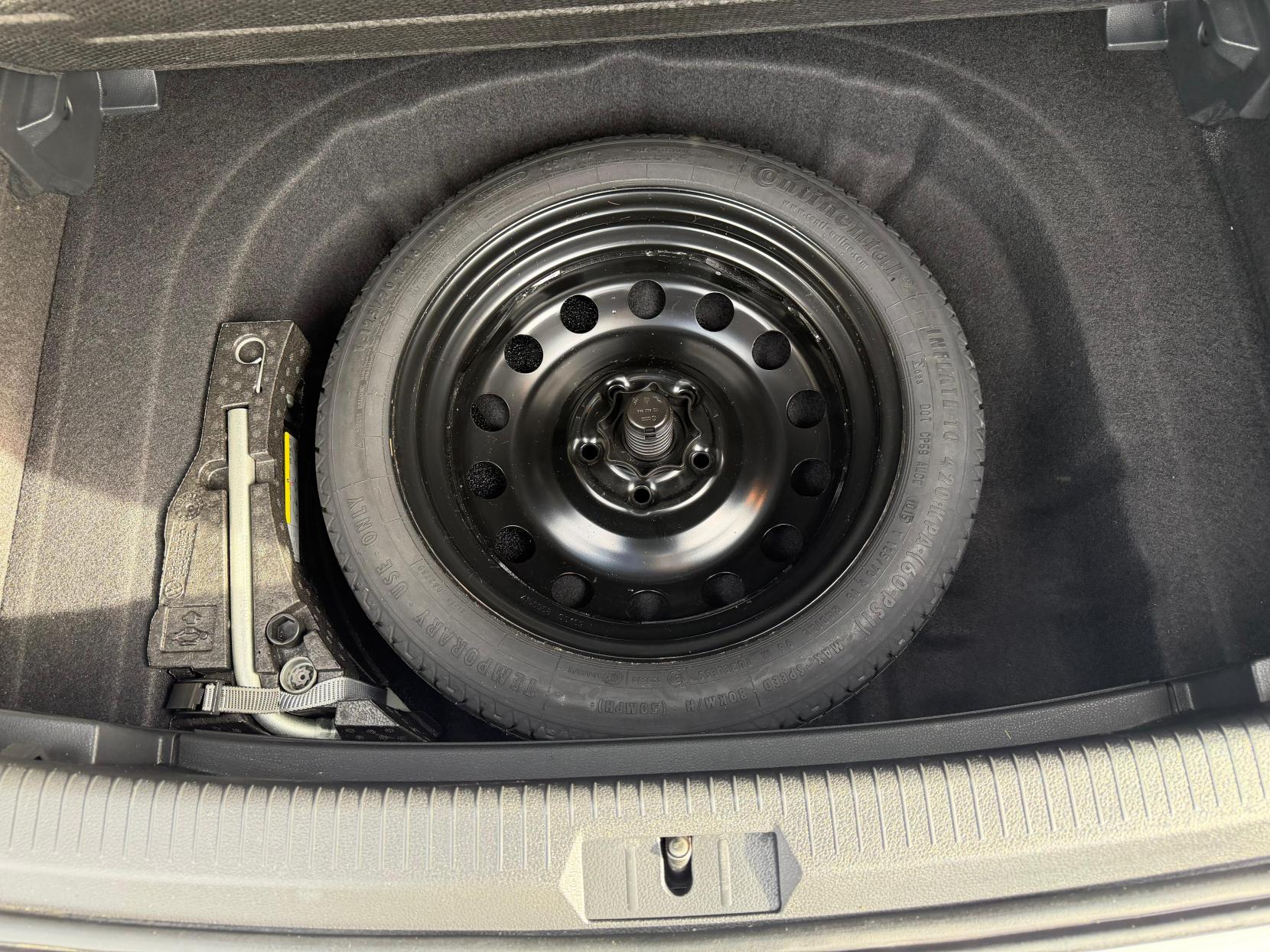 Volkswagen Golf 1.2 TSI BlueMotion Tech S Hatchback 5dr Petrol DSG Euro 5 (s/s) (105 ps)