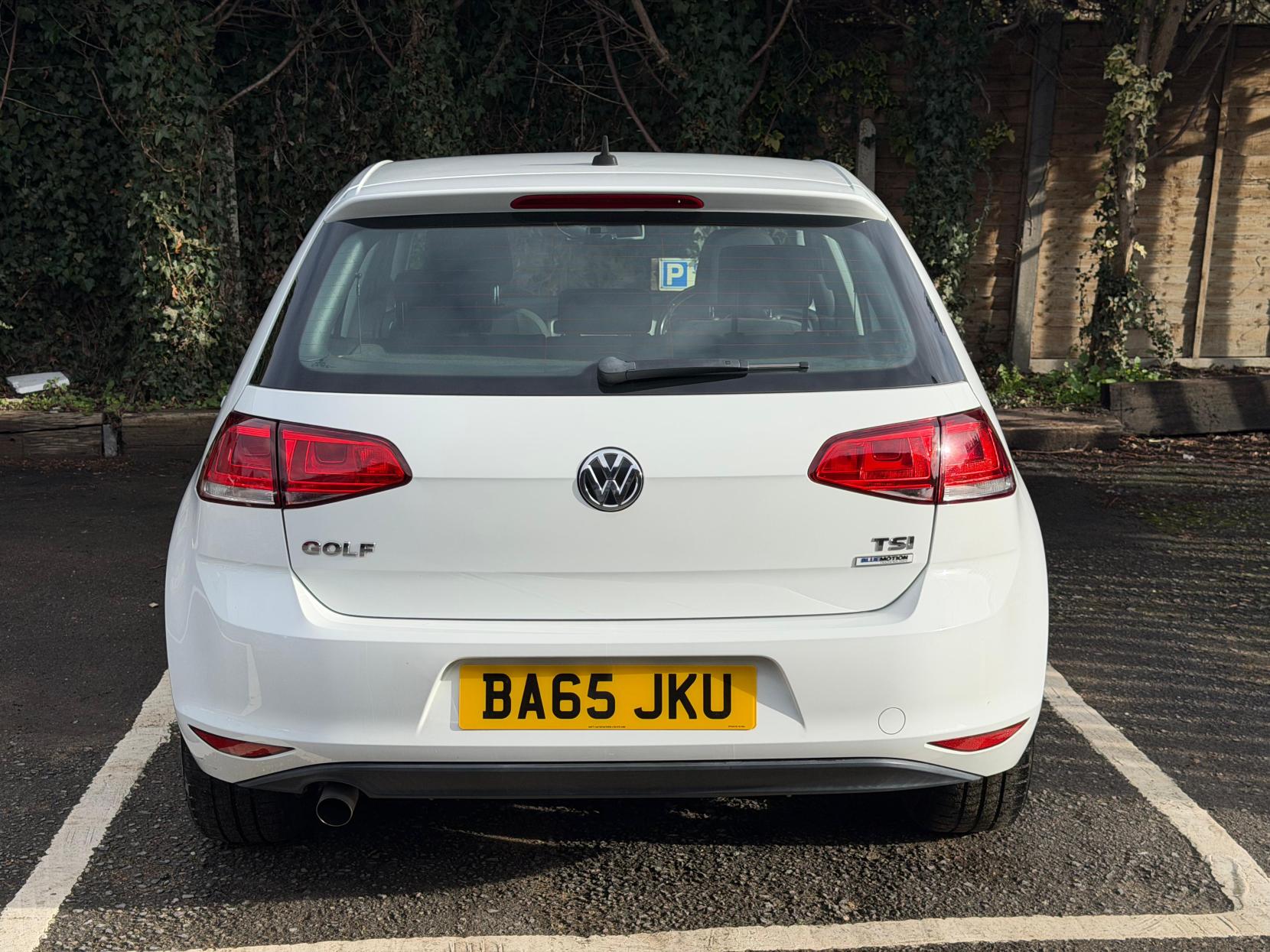 Volkswagen Golf 1.2 TSI BlueMotion Tech S Hatchback 5dr Petrol DSG Euro 5 (s/s) (105 ps)