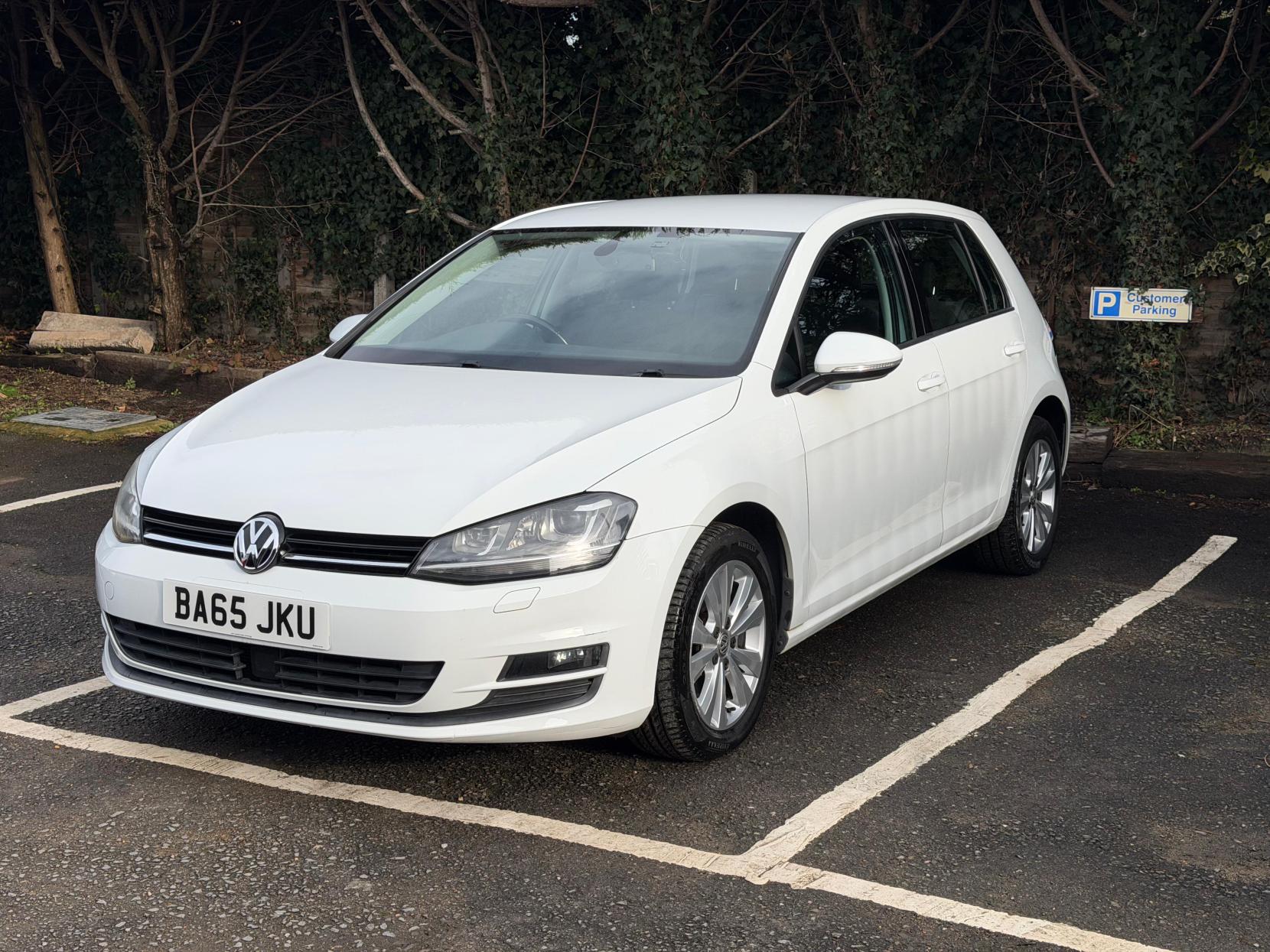 Volkswagen Golf 1.2 TSI BlueMotion Tech S Hatchback 5dr Petrol DSG Euro 5 (s/s) (105 ps)