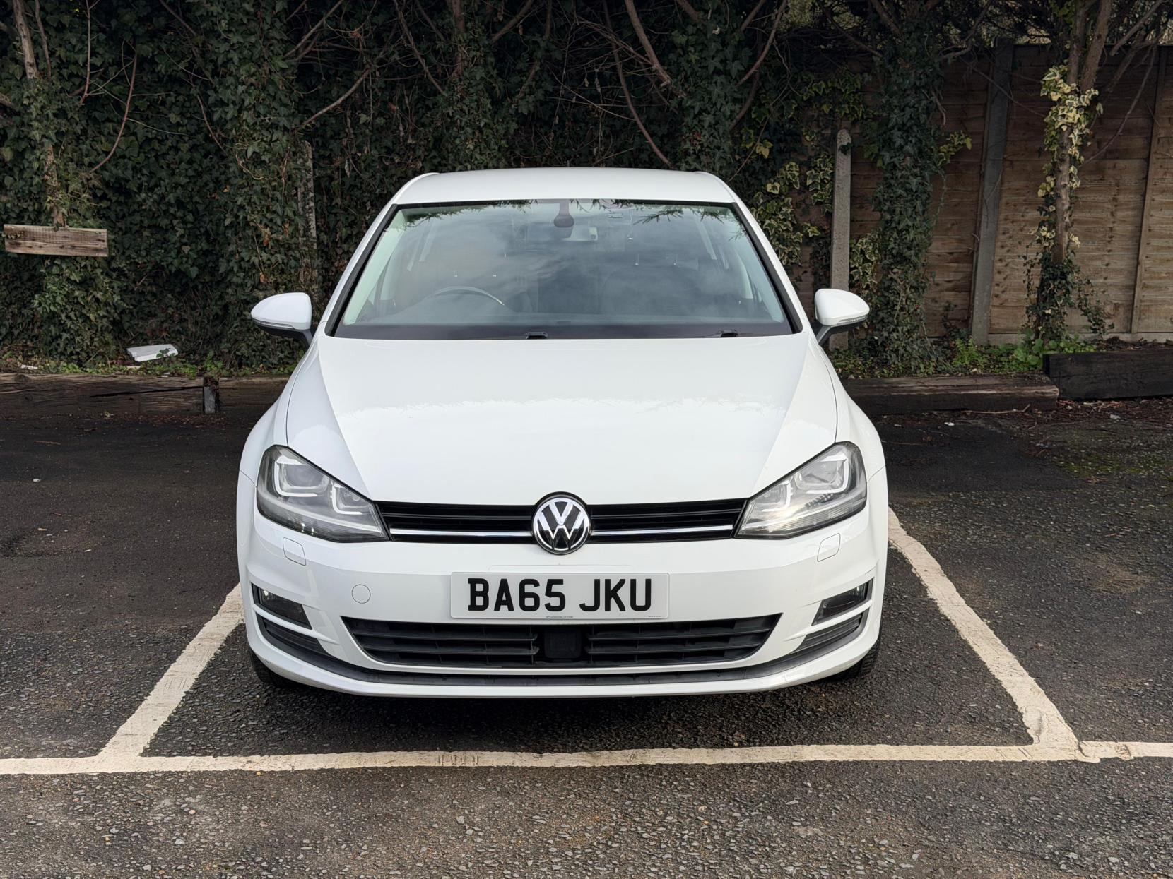 Volkswagen Golf 1.2 TSI BlueMotion Tech S Hatchback 5dr Petrol DSG Euro 5 (s/s) (105 ps)