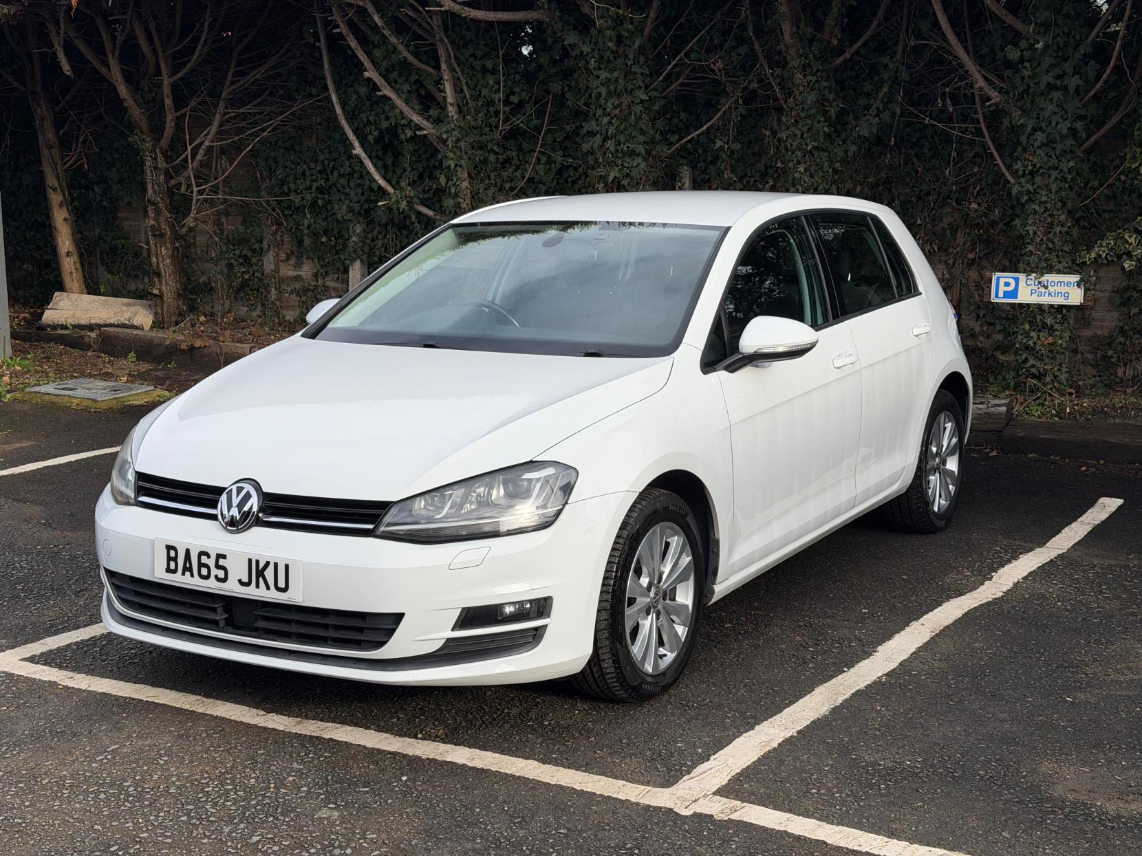 Volkswagen Golf 1.2 TSI BlueMotion Tech S Hatchback 5dr Petrol DSG Euro 5 (s/s) (105 ps)