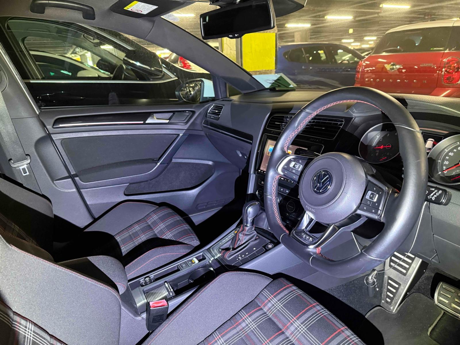 Volkswagen Golf 2.0 TSI BlueMotion Tech GTI Hatchback 5dr Petrol DSG Euro 6 (s/s) (220 ps)