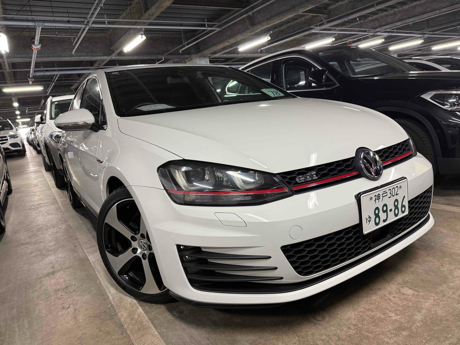 Volkswagen Golf 2.0 TSI BlueMotion Tech GTI Hatchback 5dr Petrol DSG Euro 6 (s/s) (220 ps)