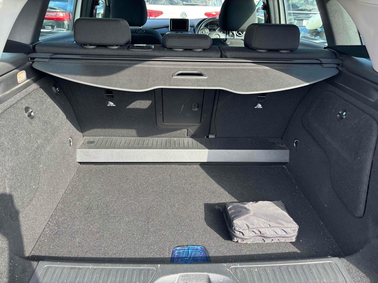 Mercedes-Benz B Class 1.6 B180 Sport (Premium) MPV 5dr Petrol 7G-DCT Euro 6 (s/s) (122 ps)