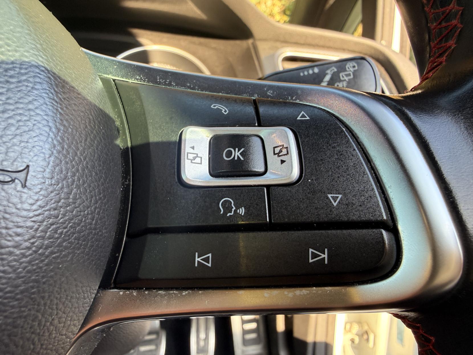 Volkswagen Golf 2.0 TSI BlueMotion Tech GTI Hatchback 5dr Petrol DSG Euro 6 (s/s) (230 ps)