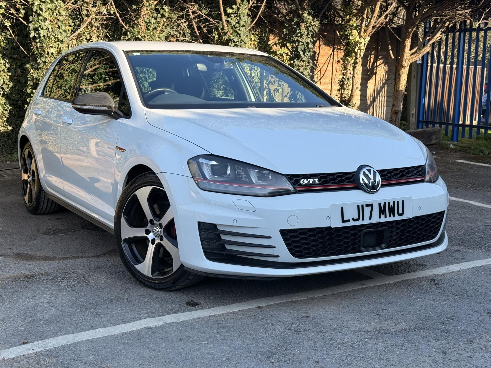 Volkswagen Golf 2.0 TSI BlueMotion Tech GTI Hatchback 5dr Petrol DSG Euro 6 (s/s) (230 ps)