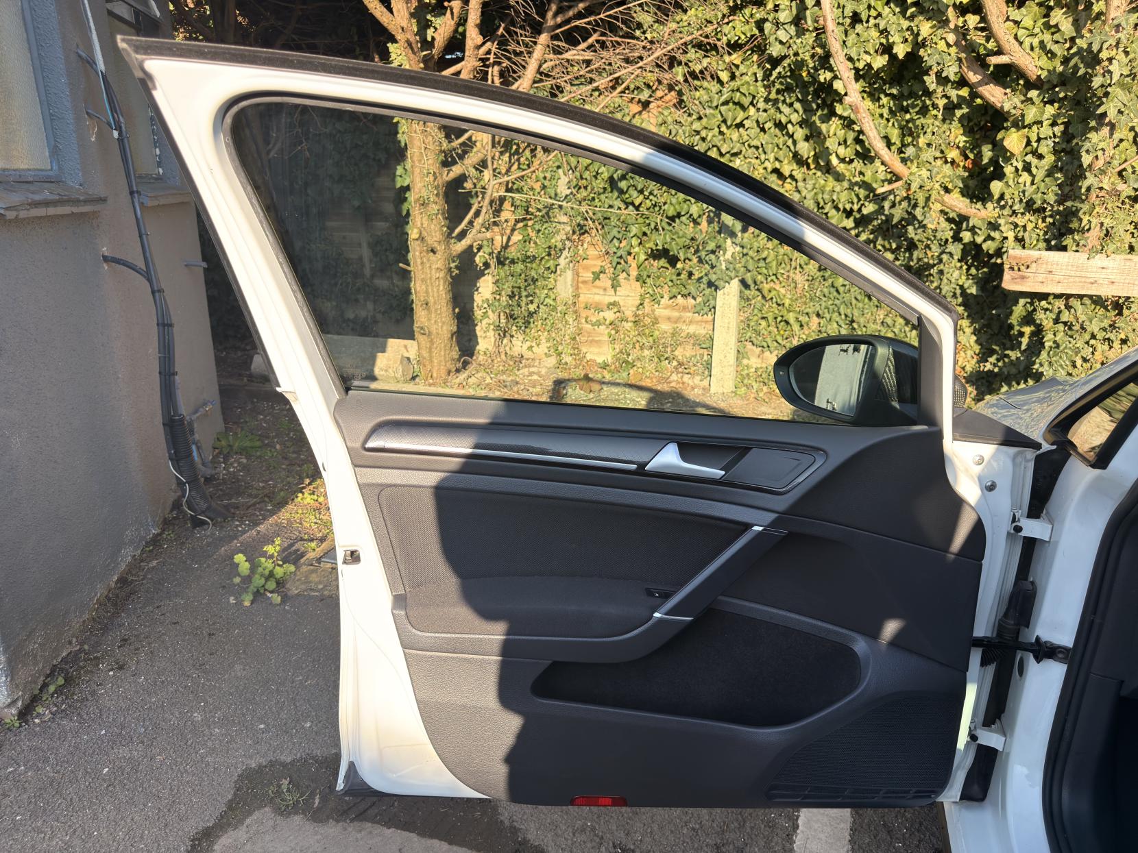 Volkswagen Golf 2.0 TSI BlueMotion Tech GTI Hatchback 5dr Petrol DSG Euro 6 (s/s) (230 ps)