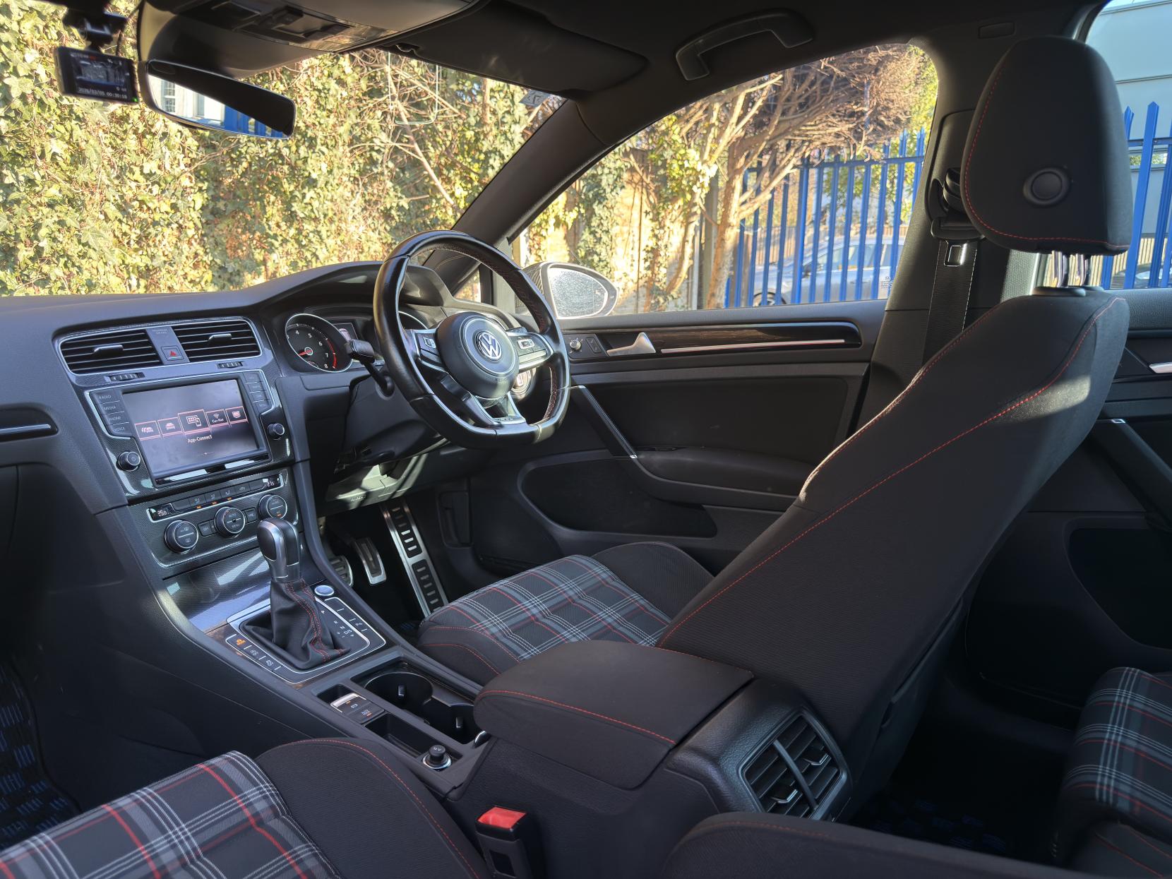 Volkswagen Golf 2.0 TSI BlueMotion Tech GTI Hatchback 5dr Petrol DSG Euro 6 (s/s) (230 ps)