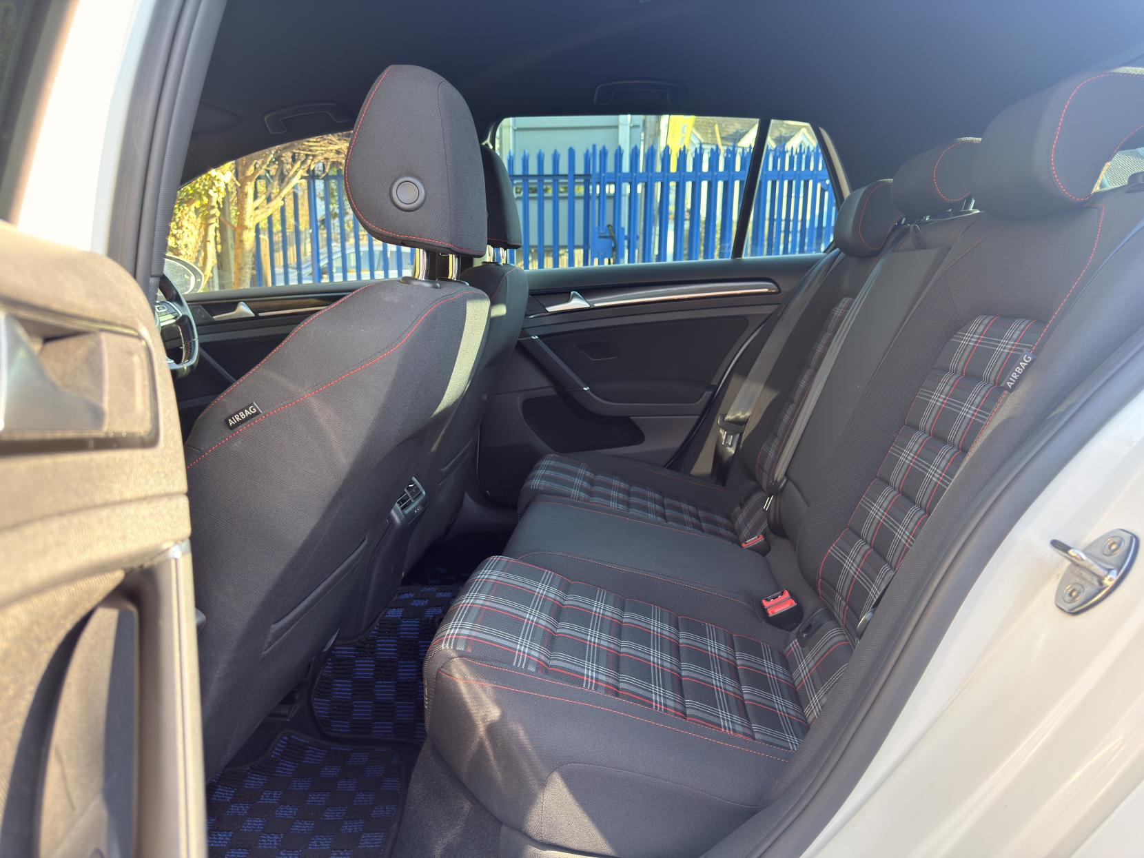 Volkswagen Golf 2.0 TSI BlueMotion Tech GTI Hatchback 5dr Petrol DSG Euro 6 (s/s) (230 ps)