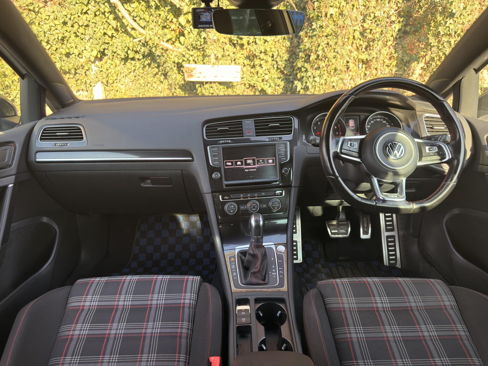 Volkswagen Golf 2.0 TSI BlueMotion Tech GTI Hatchback 5dr Petrol DSG Euro 6 (s/s) (230 ps)