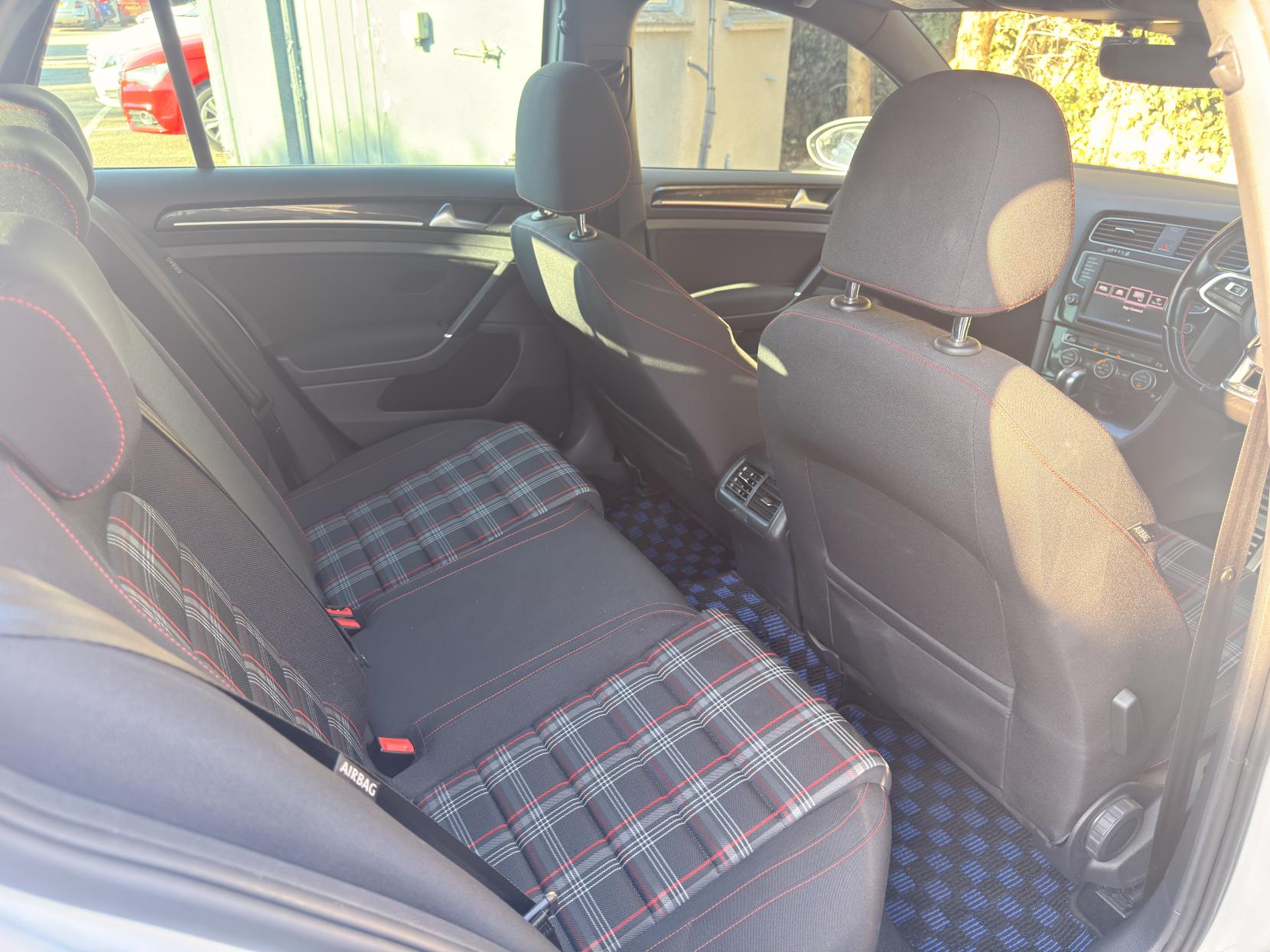 Volkswagen Golf 2.0 TSI BlueMotion Tech GTI Hatchback 5dr Petrol DSG Euro 6 (s/s) (230 ps)