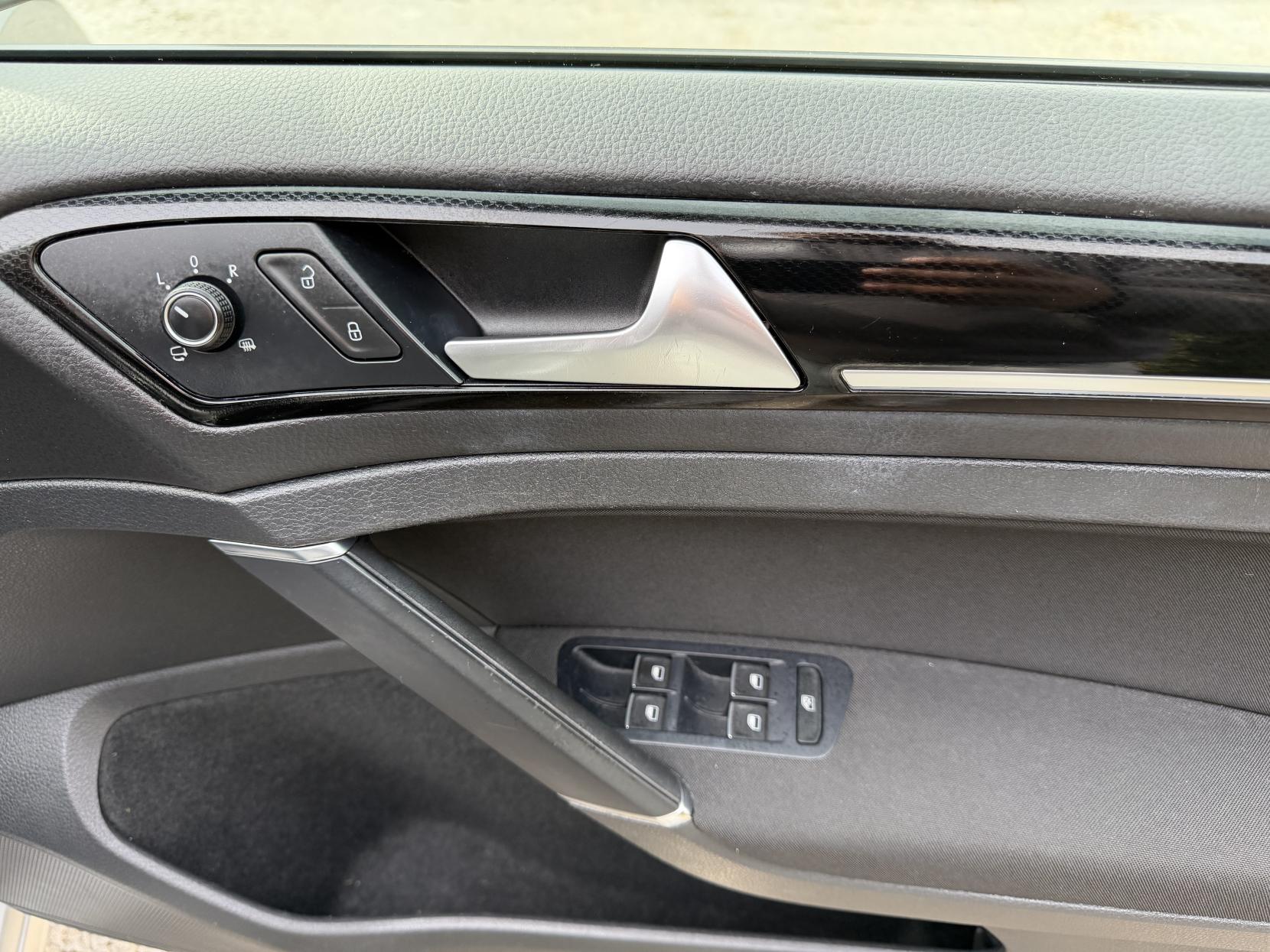 Volkswagen Golf 1.4 TSI BlueMotion Tech Match Hatchback 5dr Petrol DSG Euro 6 (s/s) (125 ps)