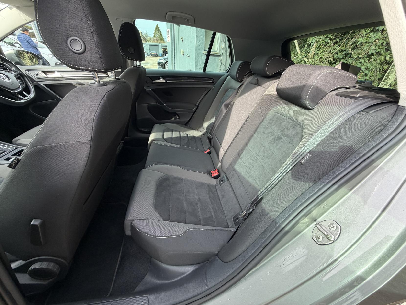 Volkswagen Golf 1.4 TSI BlueMotion Tech Match Hatchback 5dr Petrol DSG Euro 6 (s/s) (125 ps)