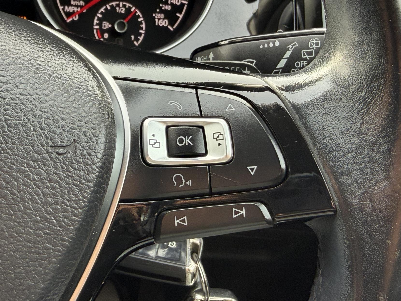 Volkswagen Golf 1.4 TSI BlueMotion Tech Match Hatchback 5dr Petrol DSG Euro 6 (s/s) (125 ps)