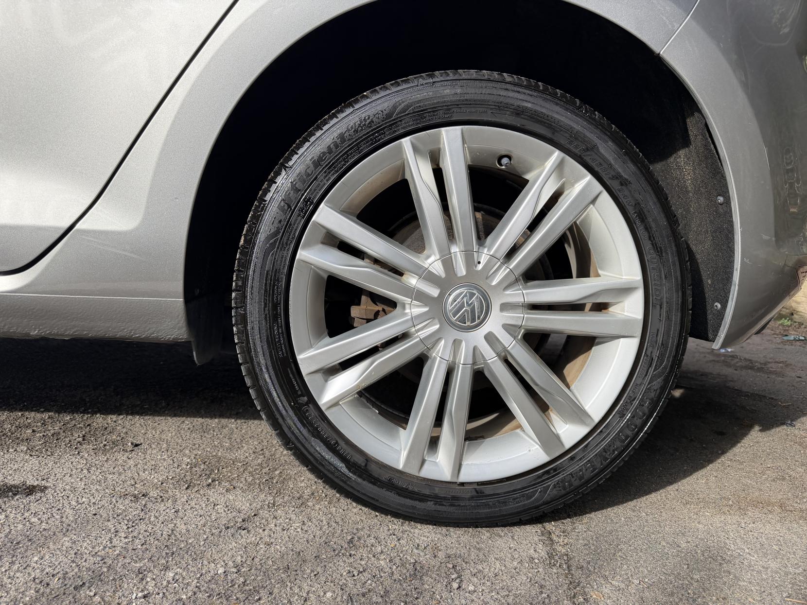 Volkswagen Golf 1.4 TSI BlueMotion Tech Match Hatchback 5dr Petrol DSG Euro 6 (s/s) (125 ps)