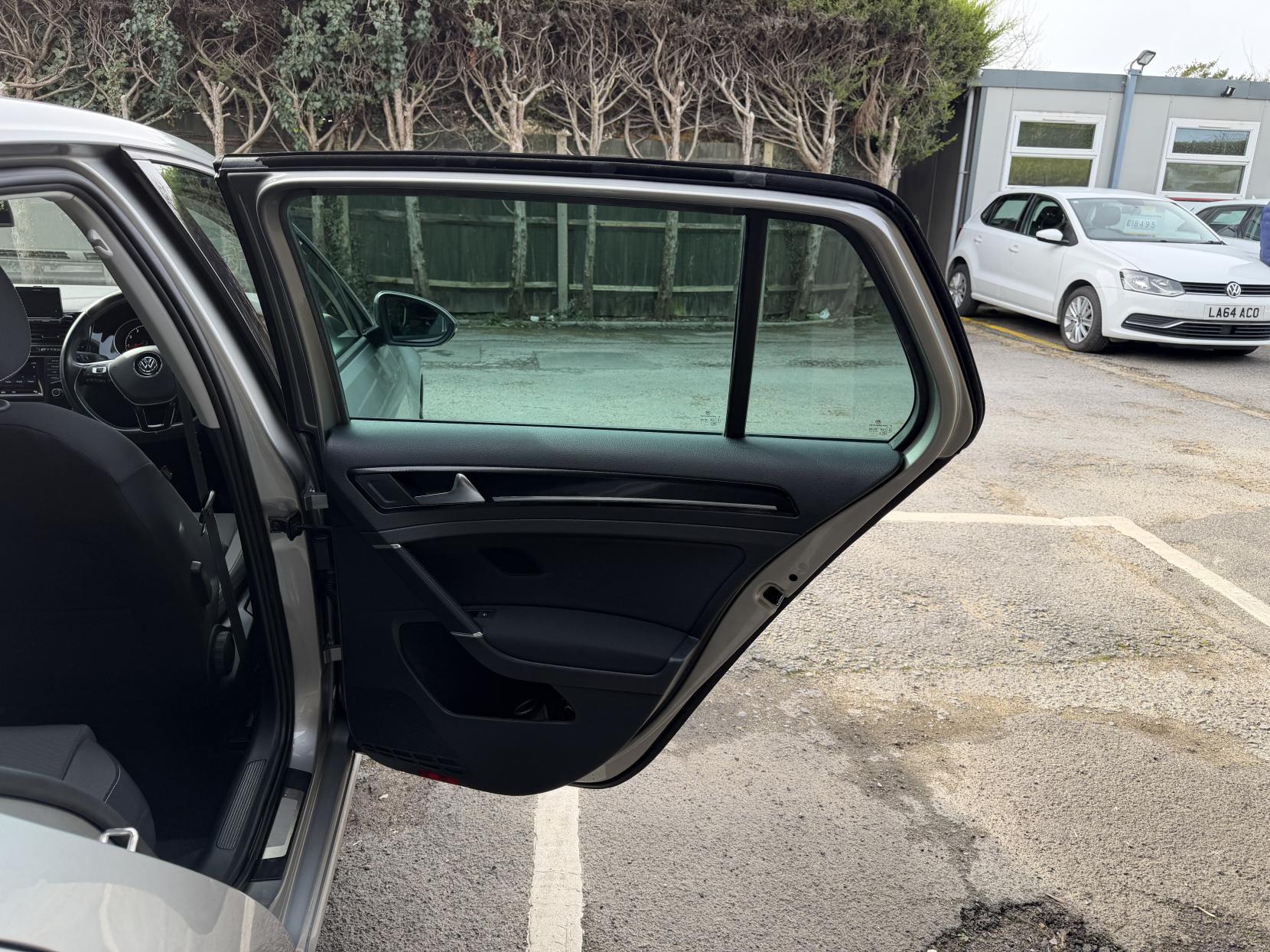 Volkswagen Golf 1.4 TSI BlueMotion Tech Match Hatchback 5dr Petrol DSG Euro 6 (s/s) (125 ps)