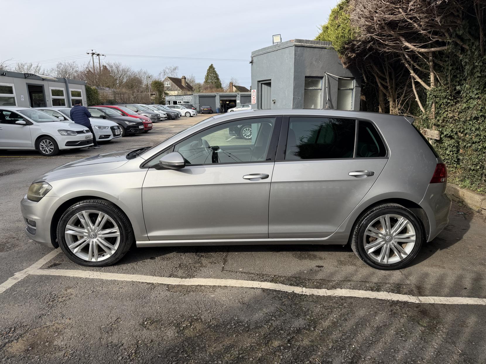 Volkswagen Golf 1.4 TSI BlueMotion Tech Match Hatchback 5dr Petrol DSG Euro 6 (s/s) (125 ps)