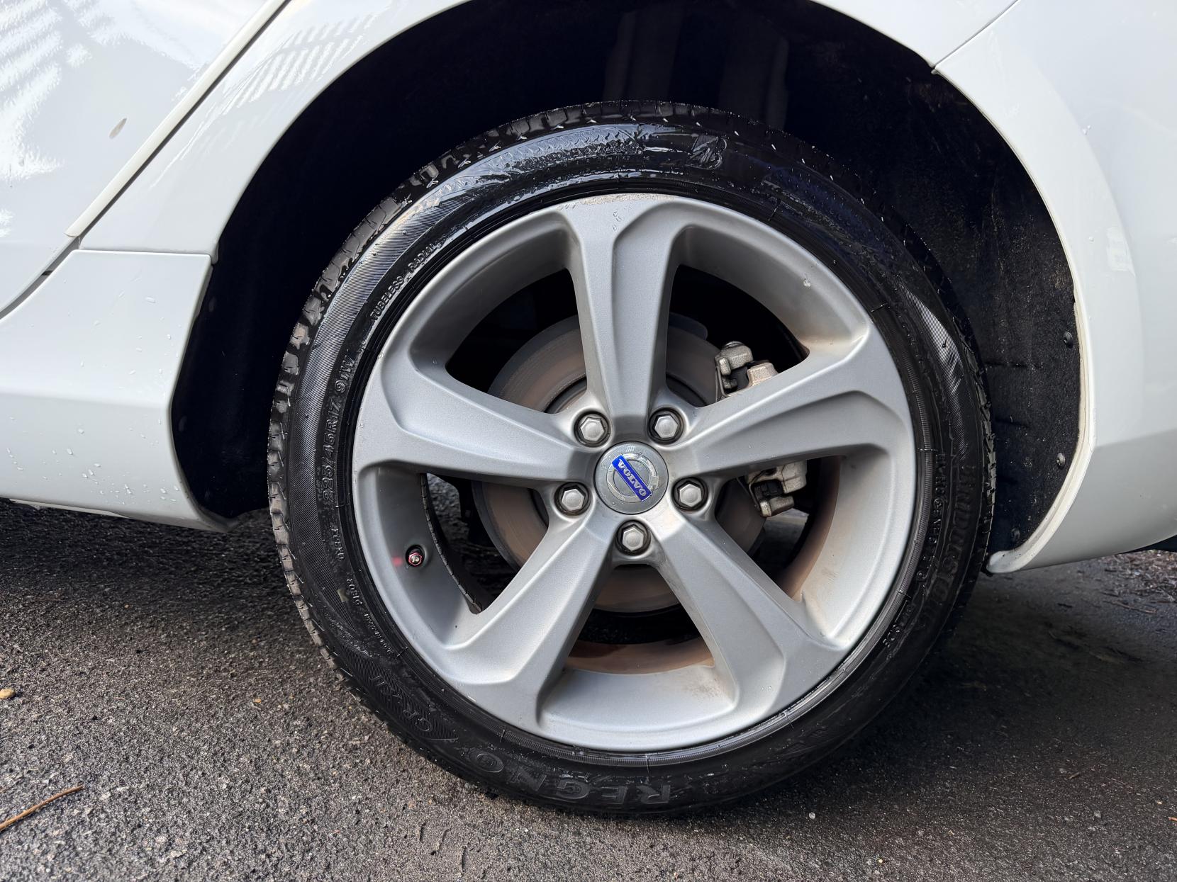 Volvo V40 1.6 T4 SE Hatchback 5dr Petrol Powershift Euro 5 (s/s) (180 ps)