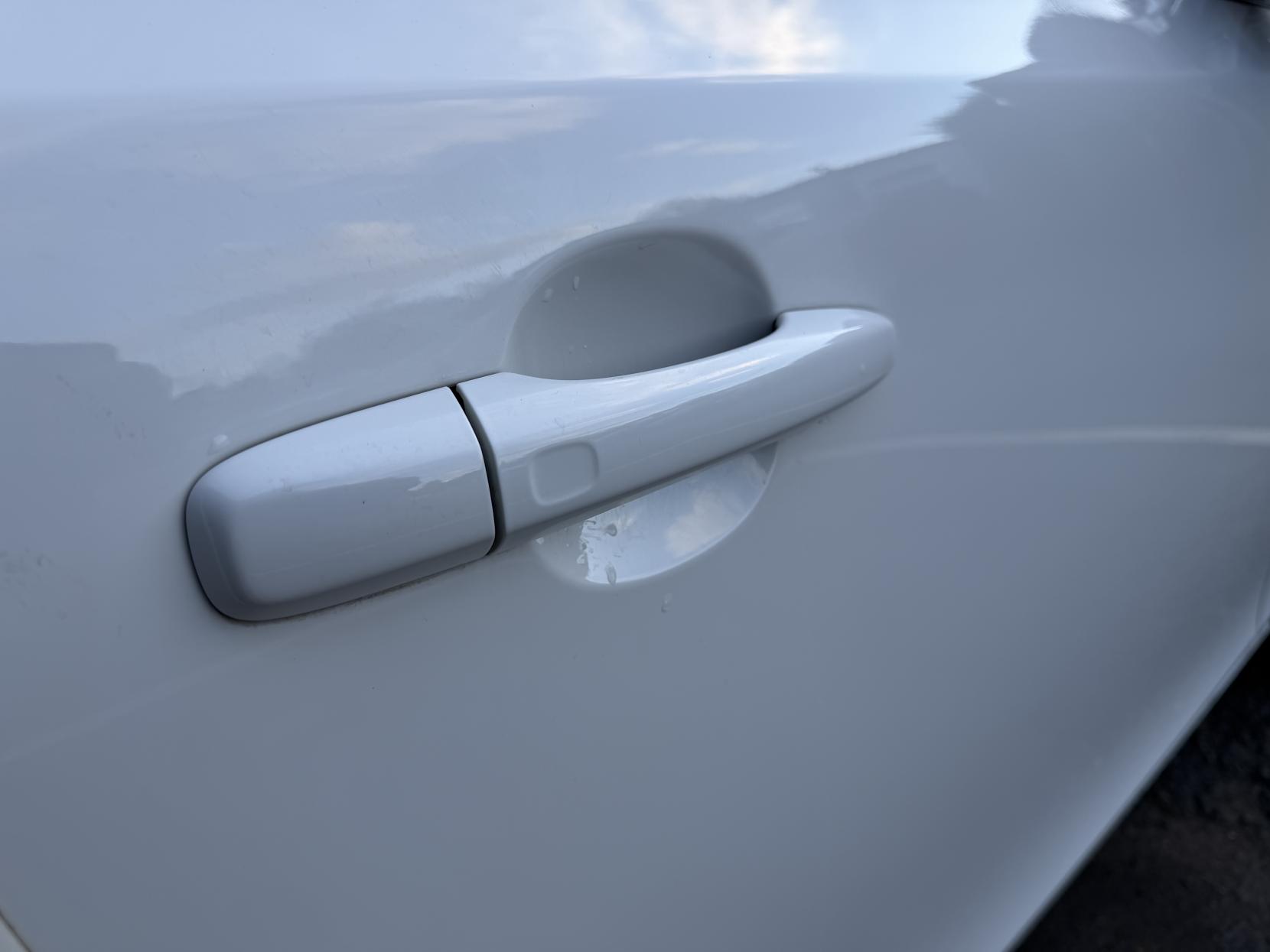 Volvo V40 1.6 T4 SE Hatchback 5dr Petrol Powershift Euro 5 (s/s) (180 ps)