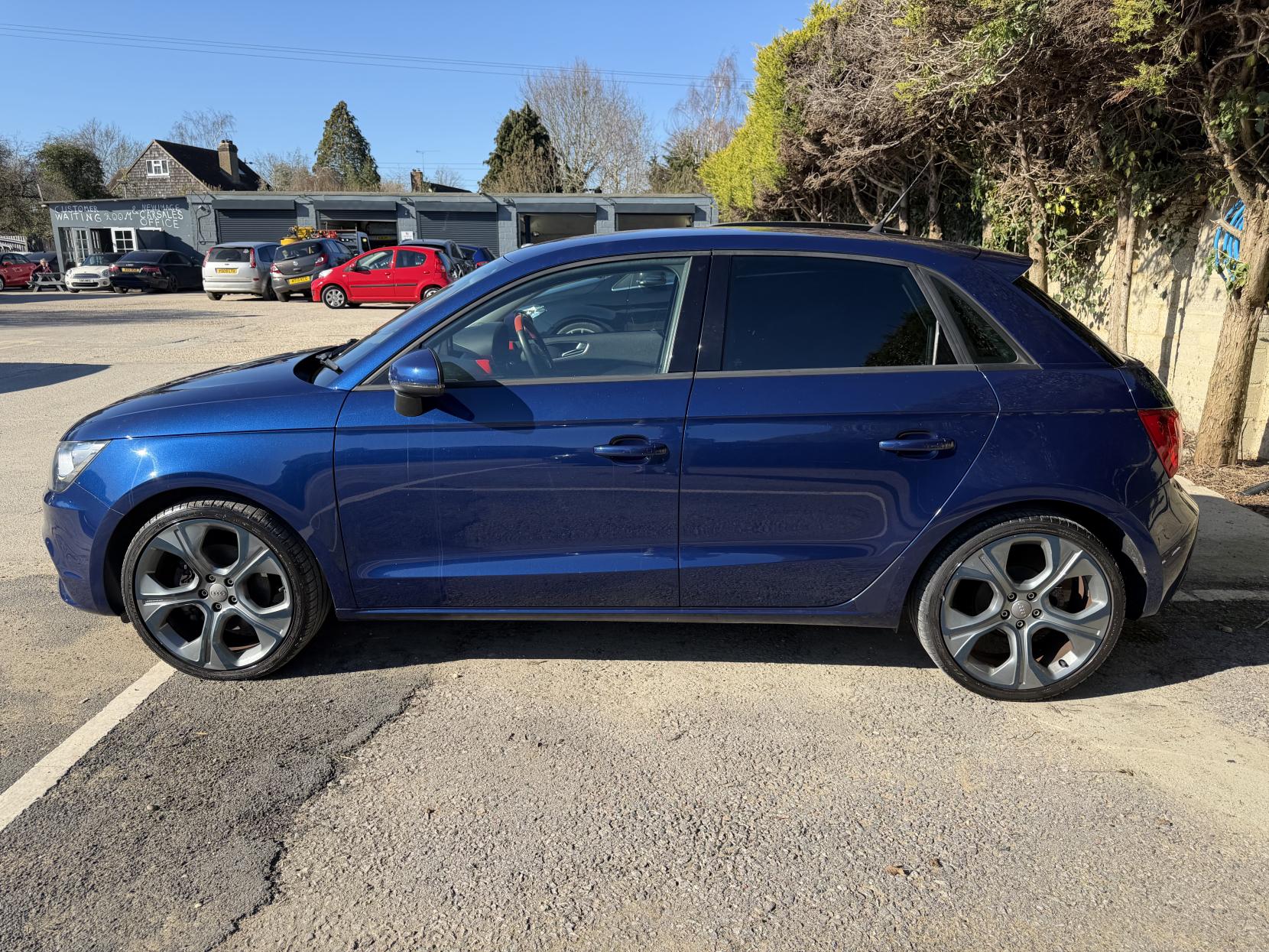 Audi A1 1.4 TFSI Sport Sportback 5dr Petrol S Tronic Euro 5 (s/s) (122 ps)