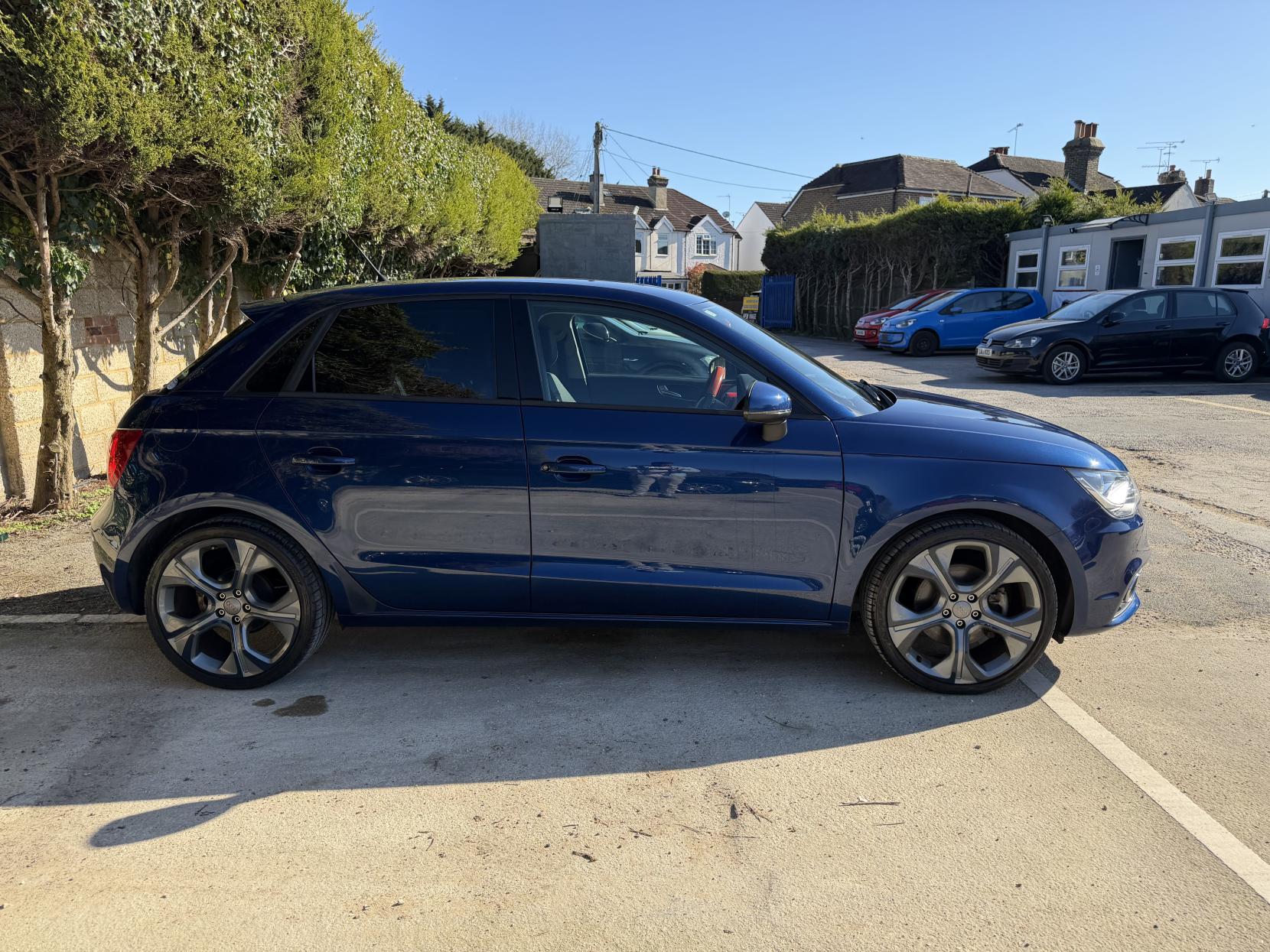 Audi A1 1.4 TFSI Sport Sportback 5dr Petrol S Tronic Euro 5 (s/s) (122 ps)