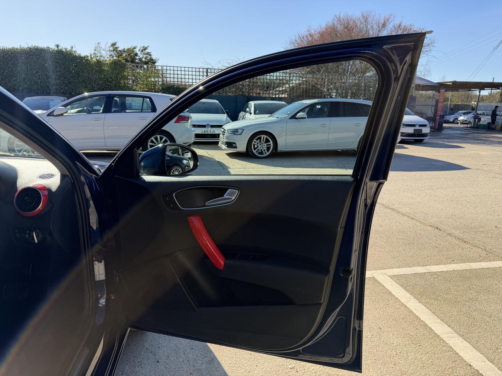 Audi A1 1.4 TFSI Sport Sportback 5dr Petrol S Tronic Euro 5 (s/s) (122 ps)