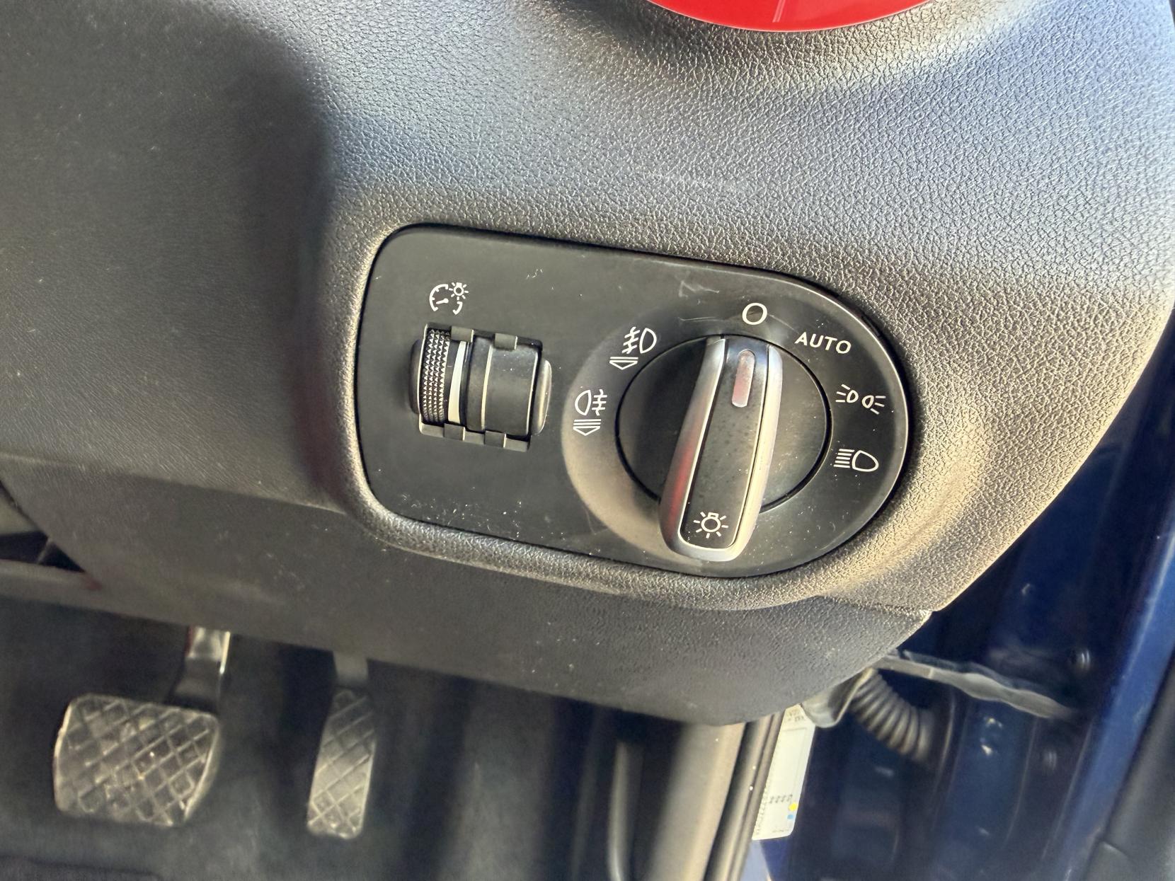 Audi A1 1.4 TFSI Sport Sportback 5dr Petrol S Tronic Euro 5 (s/s) (122 ps)