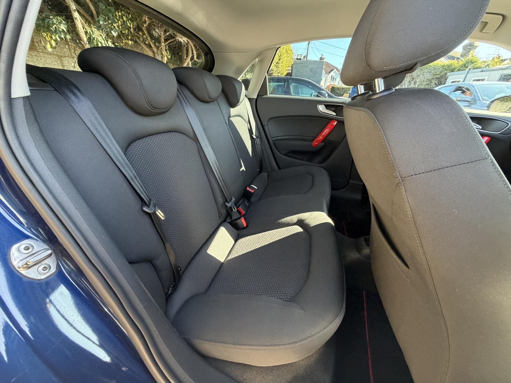 Audi A1 1.4 TFSI Sport Sportback 5dr Petrol S Tronic Euro 5 (s/s) (122 ps)