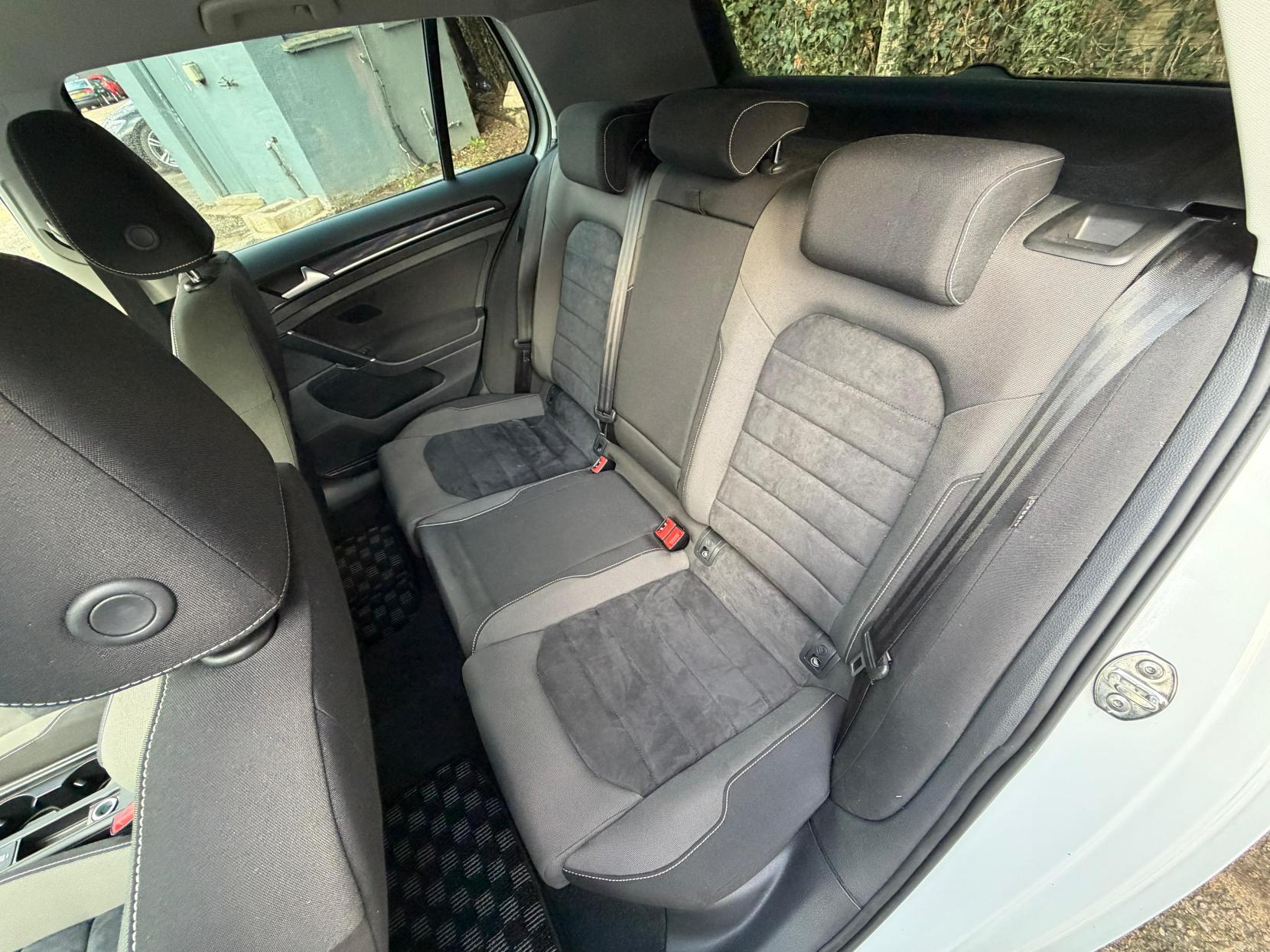 Volkswagen Golf 1.4 TSI BlueMotion Tech Match Hatchback 5dr Petrol DSG Euro 6 (s/s) (125 ps)