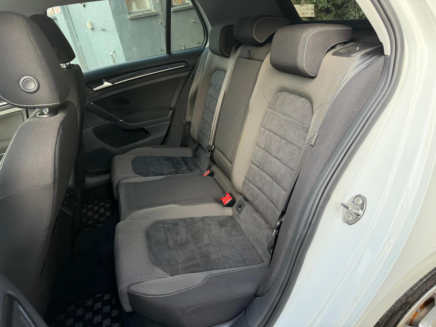 Volkswagen Golf 1.4 TSI BlueMotion Tech Match Hatchback 5dr Petrol DSG Euro 6 (s/s) (125 ps)