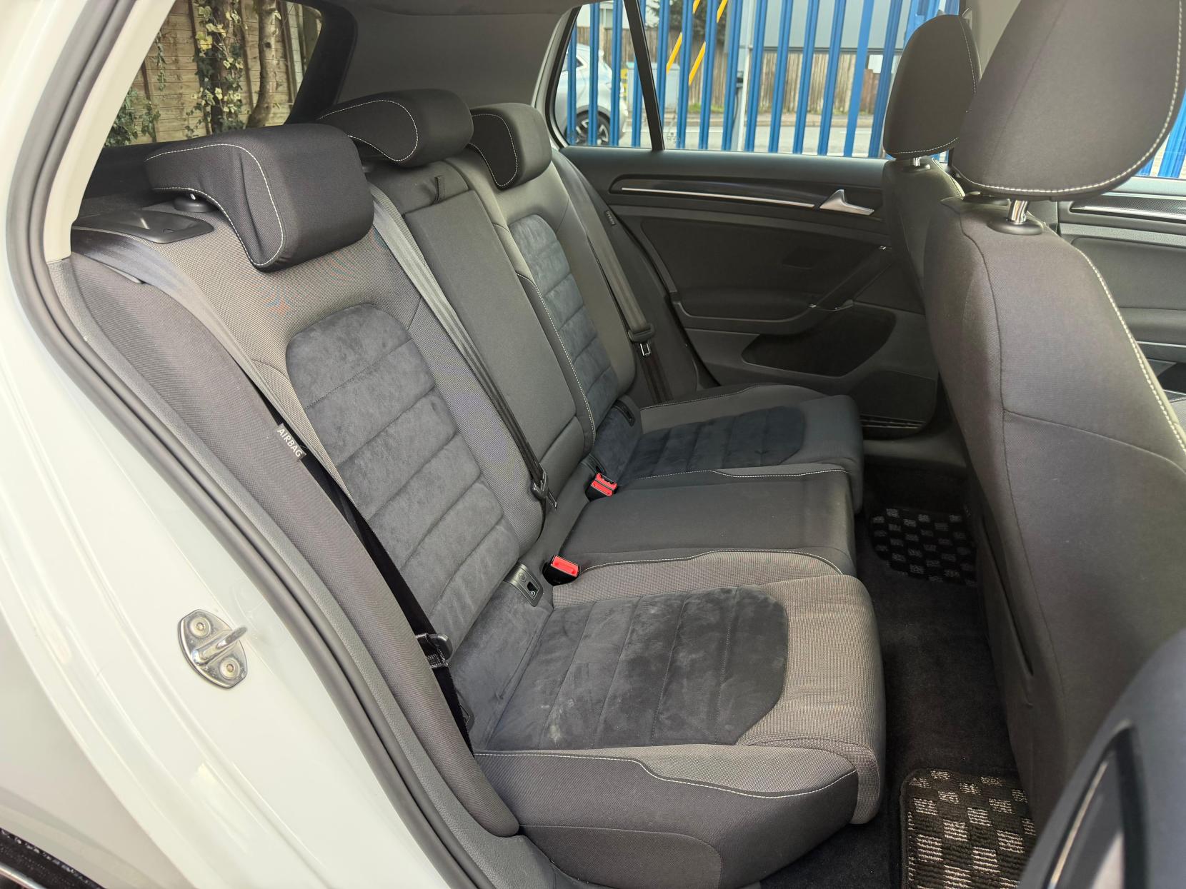 Volkswagen Golf 1.4 TSI BlueMotion Tech Match Hatchback 5dr Petrol DSG Euro 6 (s/s) (125 ps)