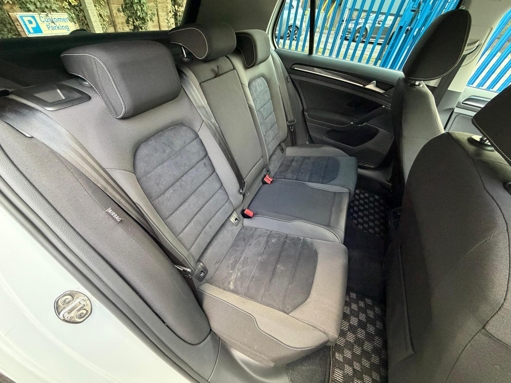 Volkswagen Golf 1.4 TSI BlueMotion Tech Match Hatchback 5dr Petrol DSG Euro 6 (s/s) (125 ps)