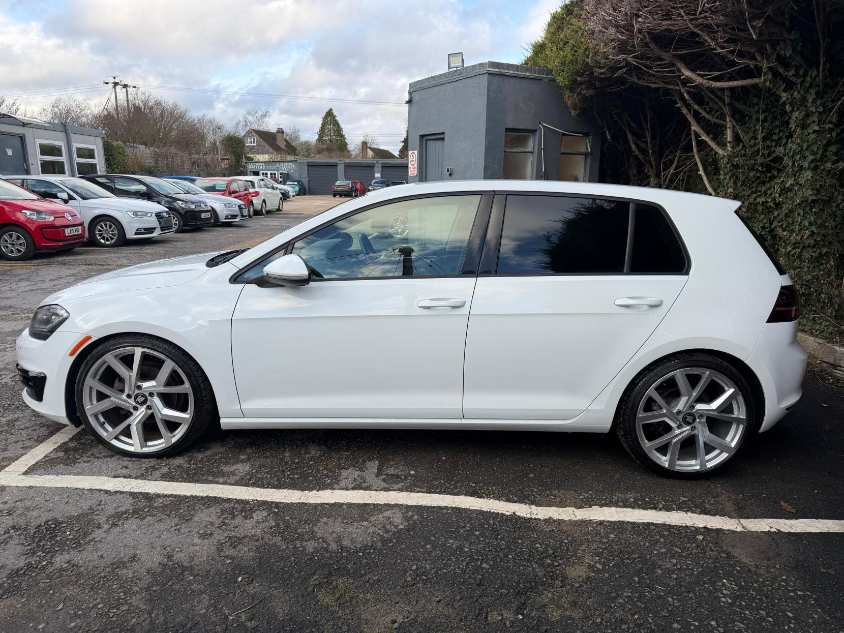 Volkswagen Golf 1.4 TSI BlueMotion Tech Match Hatchback 5dr Petrol DSG Euro 6 (s/s) (125 ps)