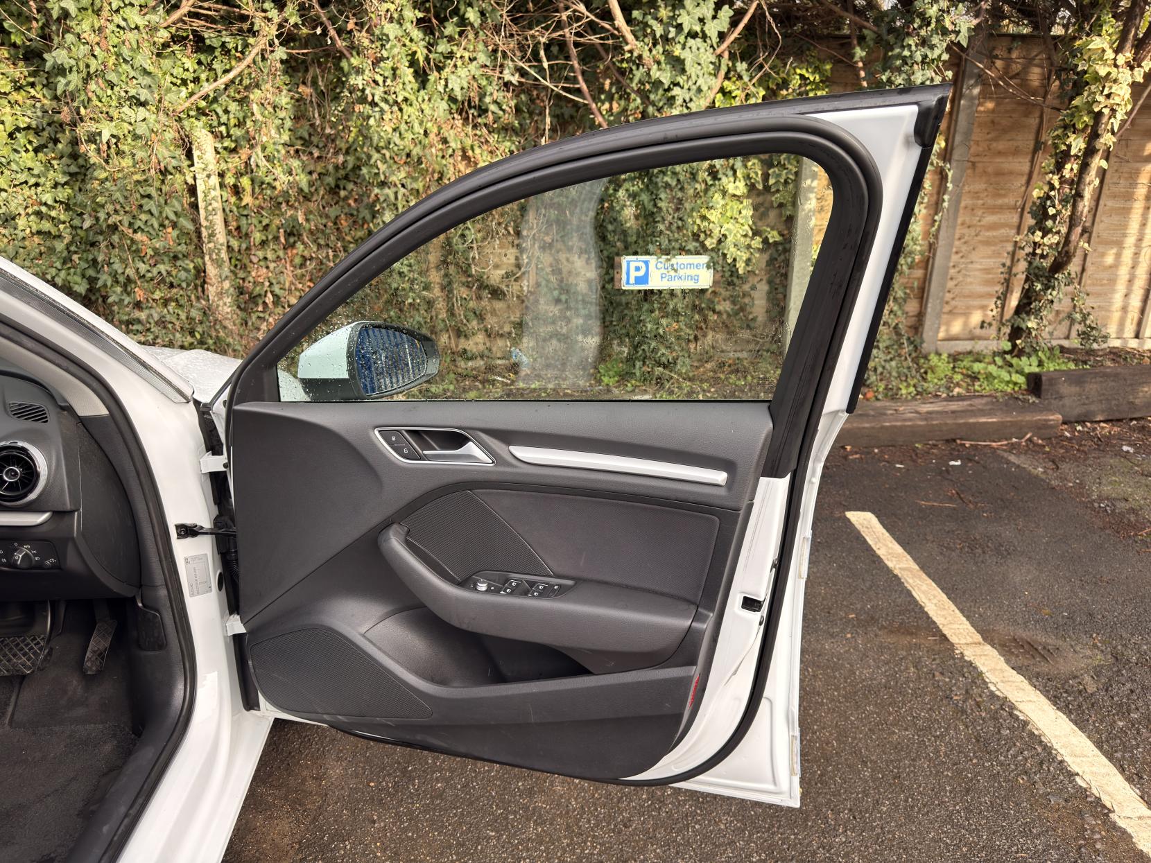 Audi A3 1.4 TFSI Sport Sportback 5dr Petrol S Tronic Euro 6 (s/s) (125 ps)