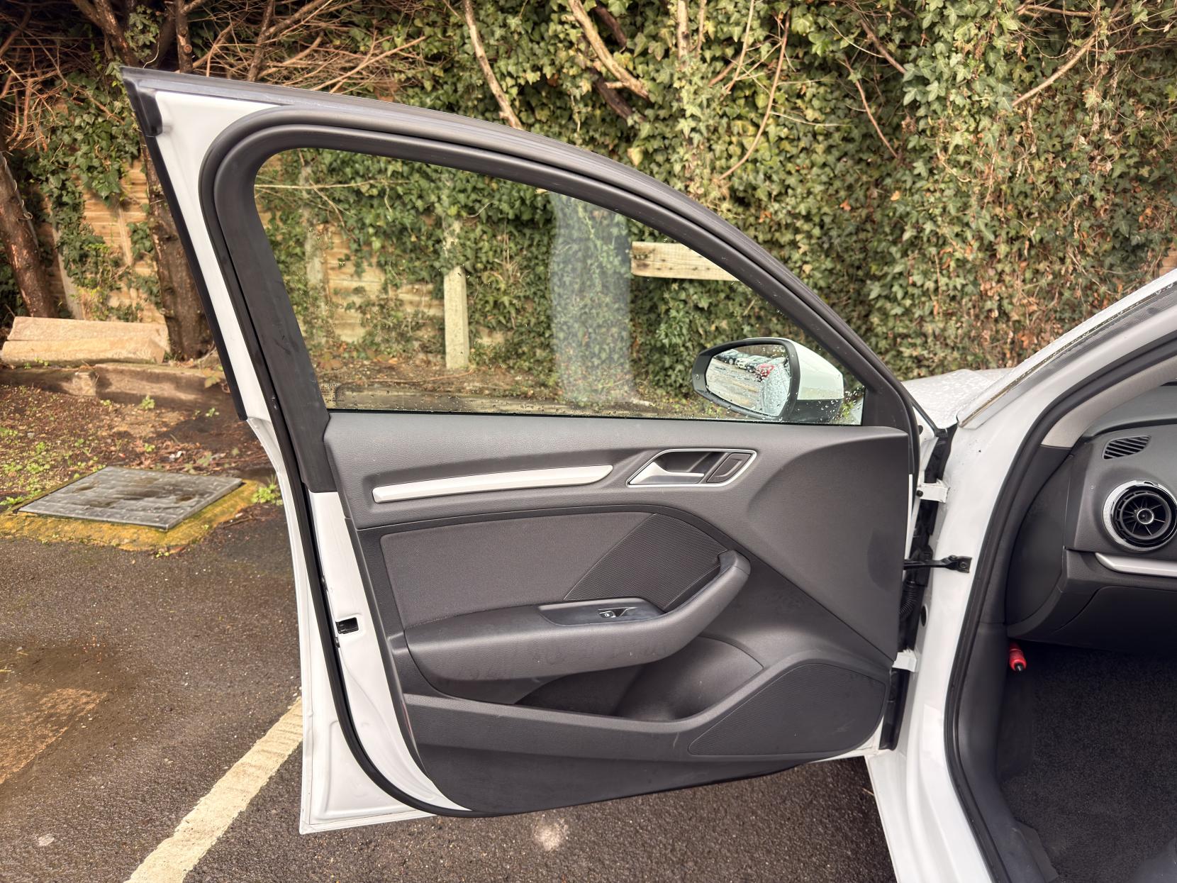 Audi A3 1.4 TFSI Sport Sportback 5dr Petrol S Tronic Euro 6 (s/s) (125 ps)