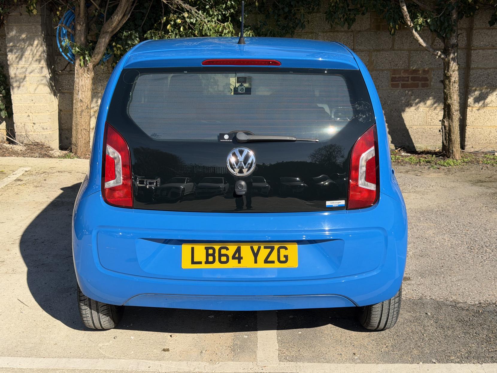 Volkswagen up! 1.0 Move up! Hatchback 3dr Petrol ASG Euro 6 (60 ps)