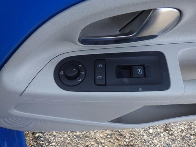 Volkswagen up! 1.0 Move up! Hatchback 5dr Petrol ASG Euro 6 (60 ps)