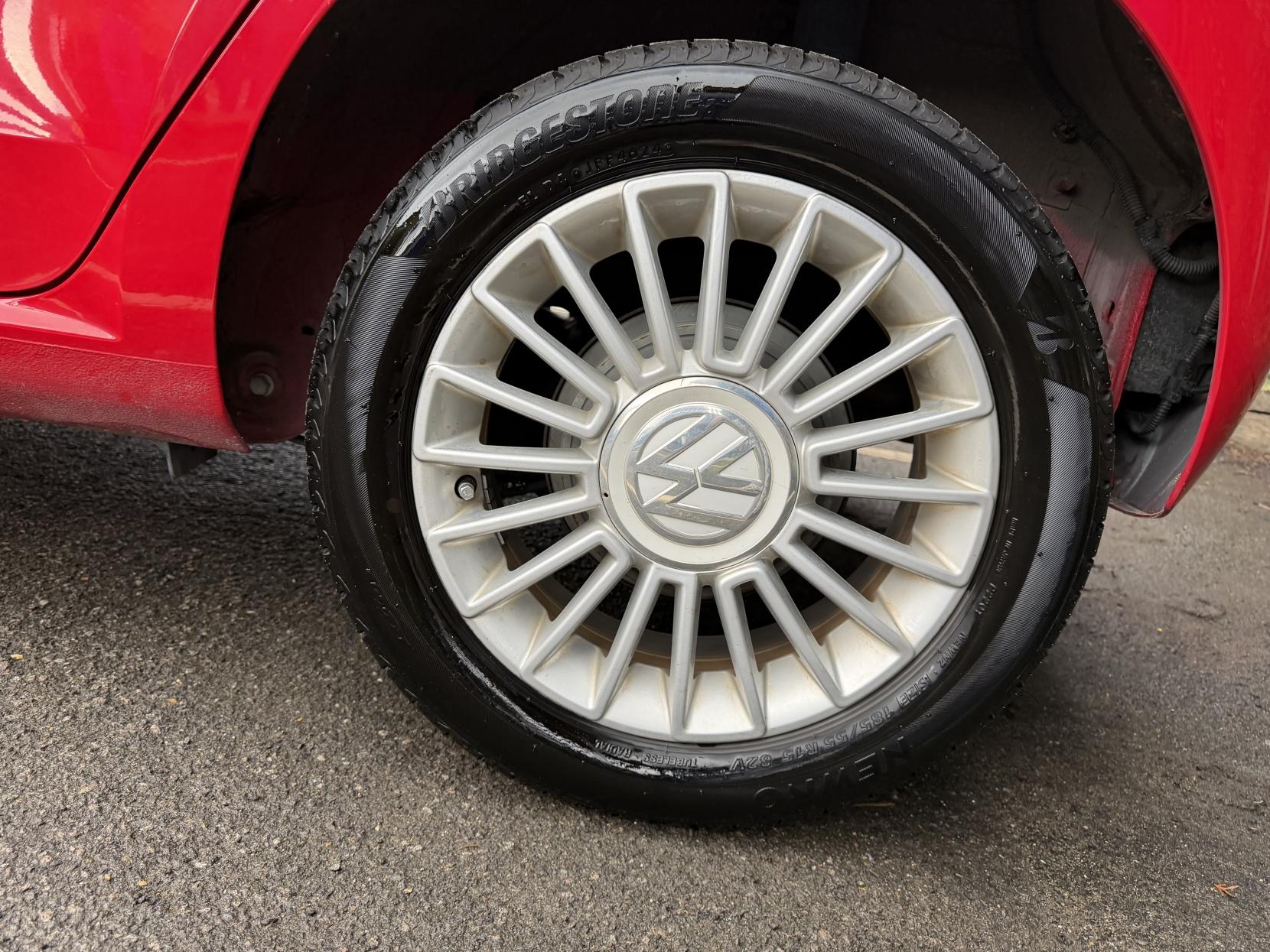 Volkswagen up! 1.0 High up! Hatchback 5dr Petrol ASG Euro 6 (75 ps)