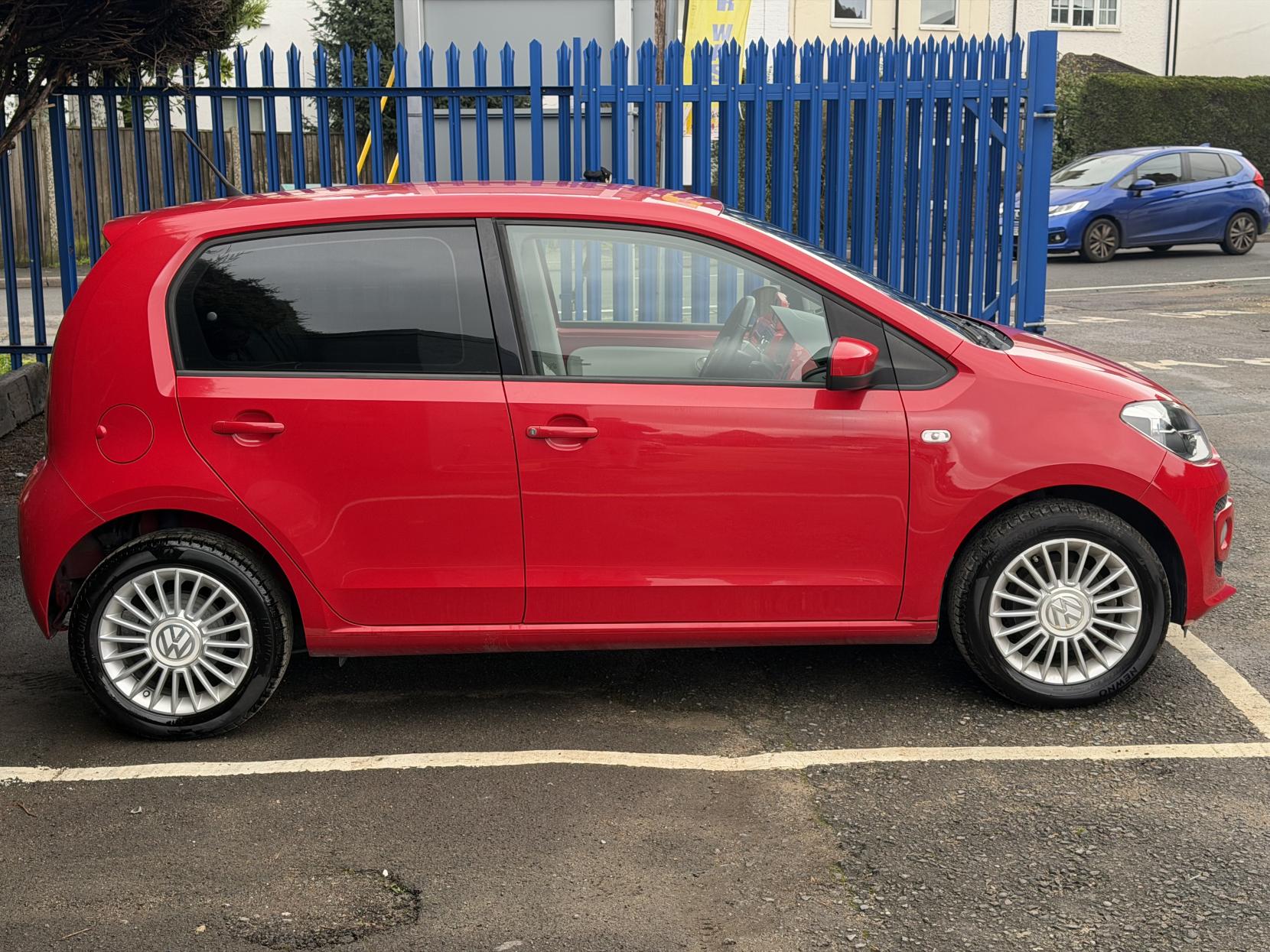 Volkswagen up! 1.0 High up! Hatchback 5dr Petrol ASG Euro 6 (75 ps)