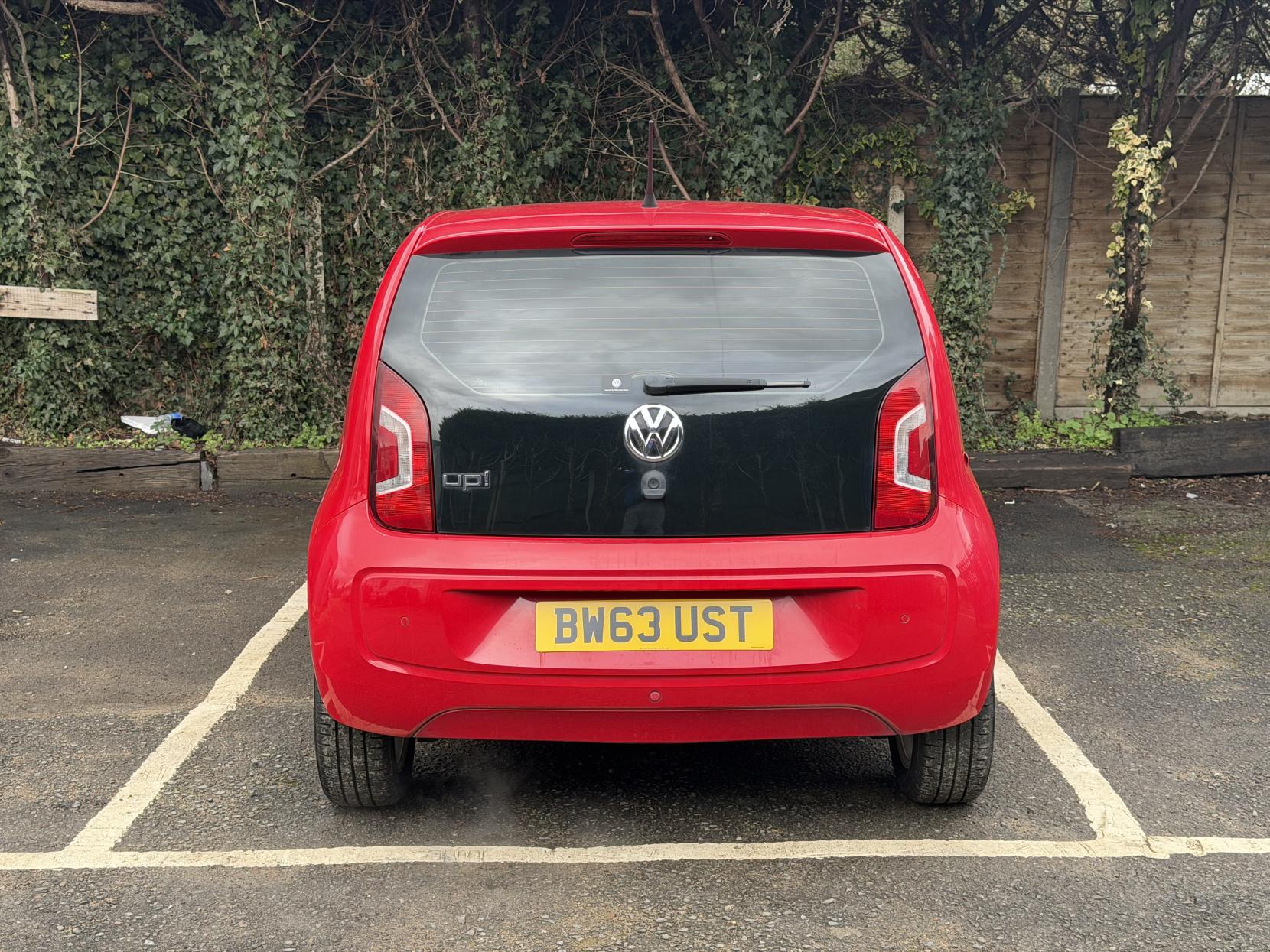 Volkswagen up! 1.0 High up! Hatchback 5dr Petrol ASG Euro 6 (75 ps)