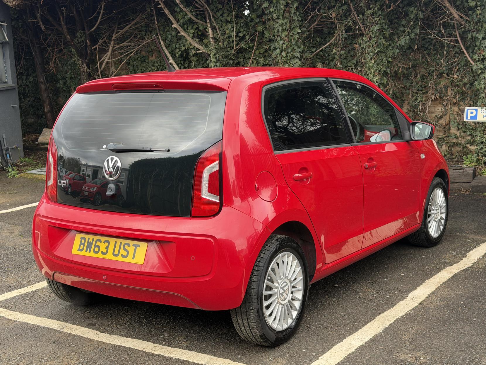 Volkswagen up! 1.0 High up! Hatchback 5dr Petrol ASG Euro 6 (75 ps)