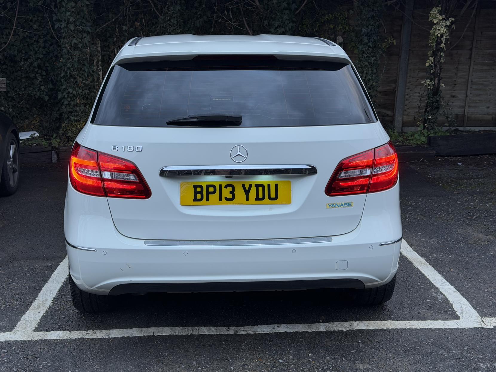 Mercedes-Benz B Class 1.6 B180 BlueEfficiency Sport MPV 5dr Petrol 7G-DCT Euro 5 (s/s) (122 ps)