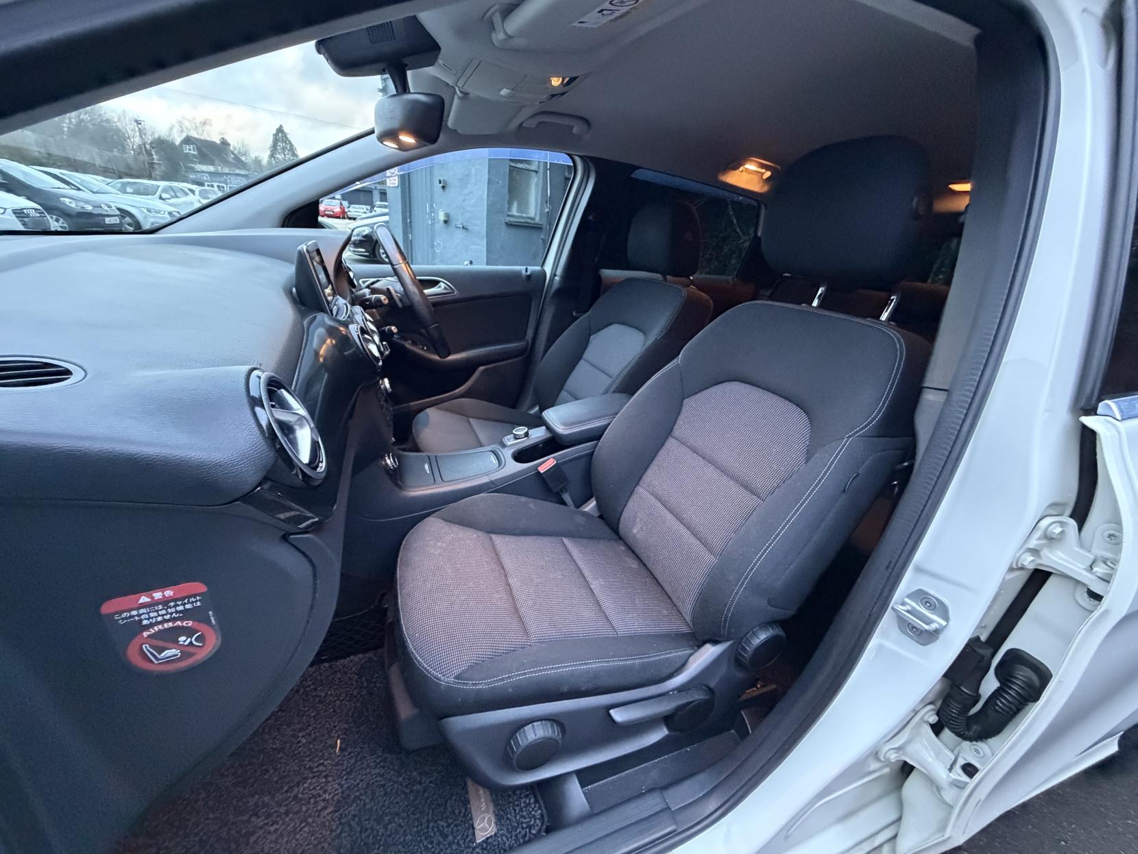 Mercedes-Benz B Class 1.6 B180 BlueEfficiency Sport MPV 5dr Petrol 7G-DCT Euro 5 (s/s) (122 ps)