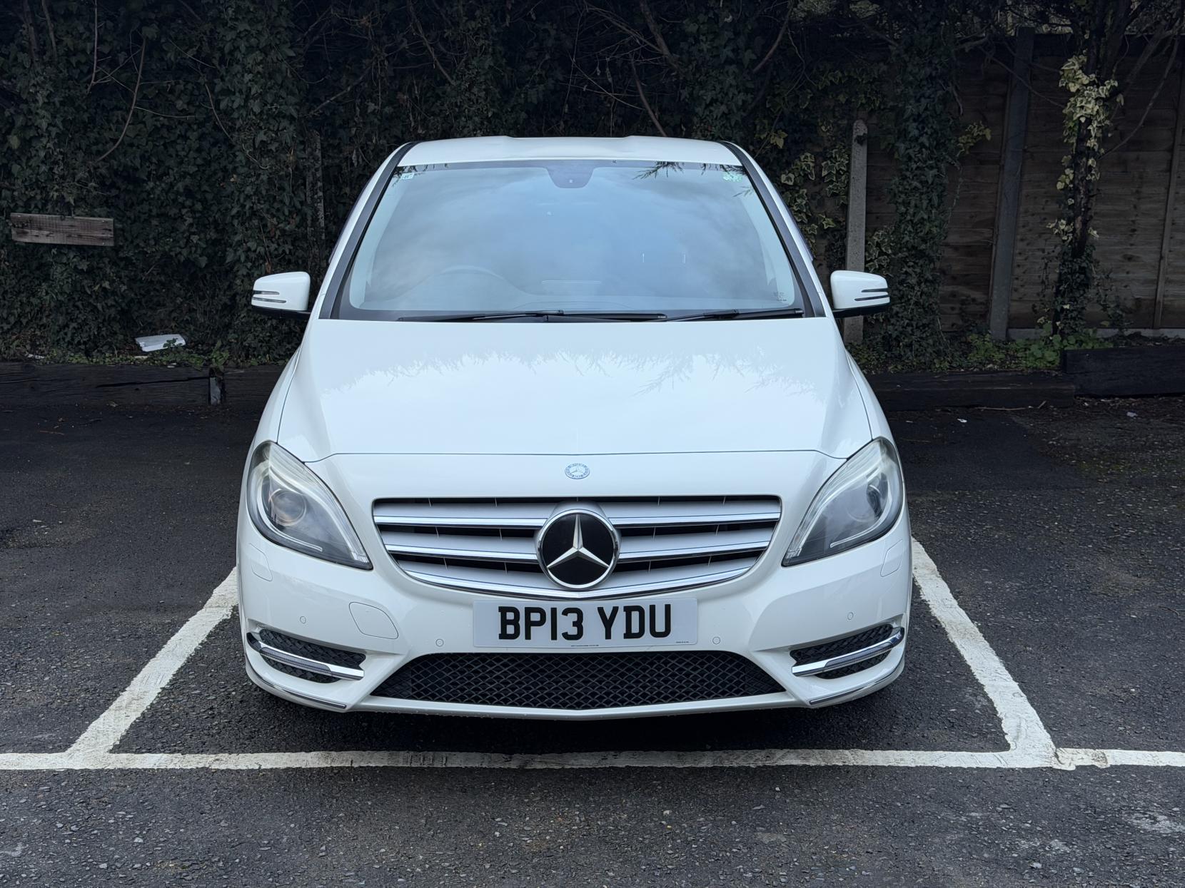 Mercedes-Benz B Class 1.6 B180 BlueEfficiency Sport MPV 5dr Petrol 7G-DCT Euro 5 (s/s) (122 ps)