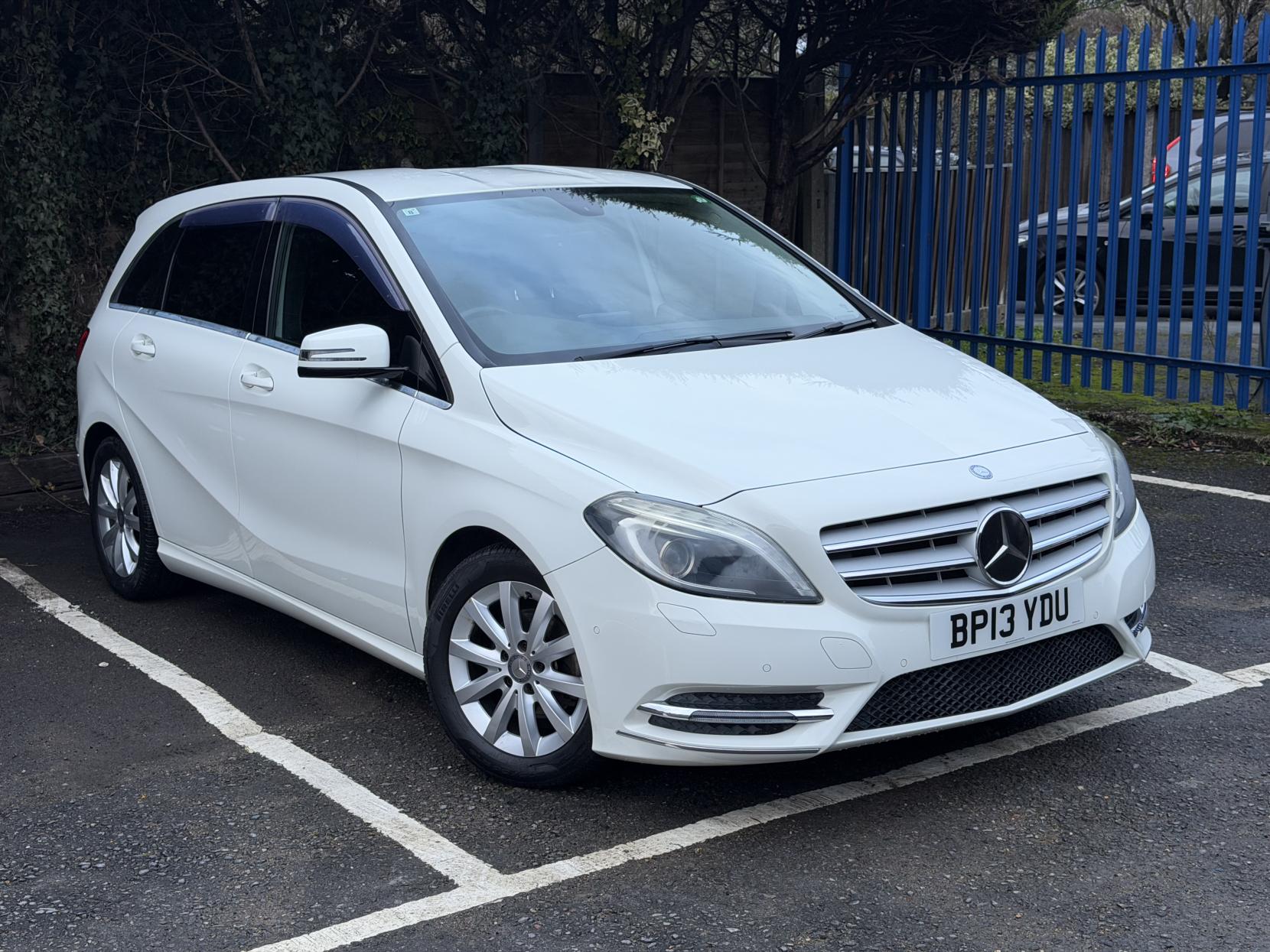 Mercedes-Benz B Class 1.6 B180 BlueEfficiency Sport MPV 5dr Petrol 7G-DCT Euro 5 (s/s) (122 ps)