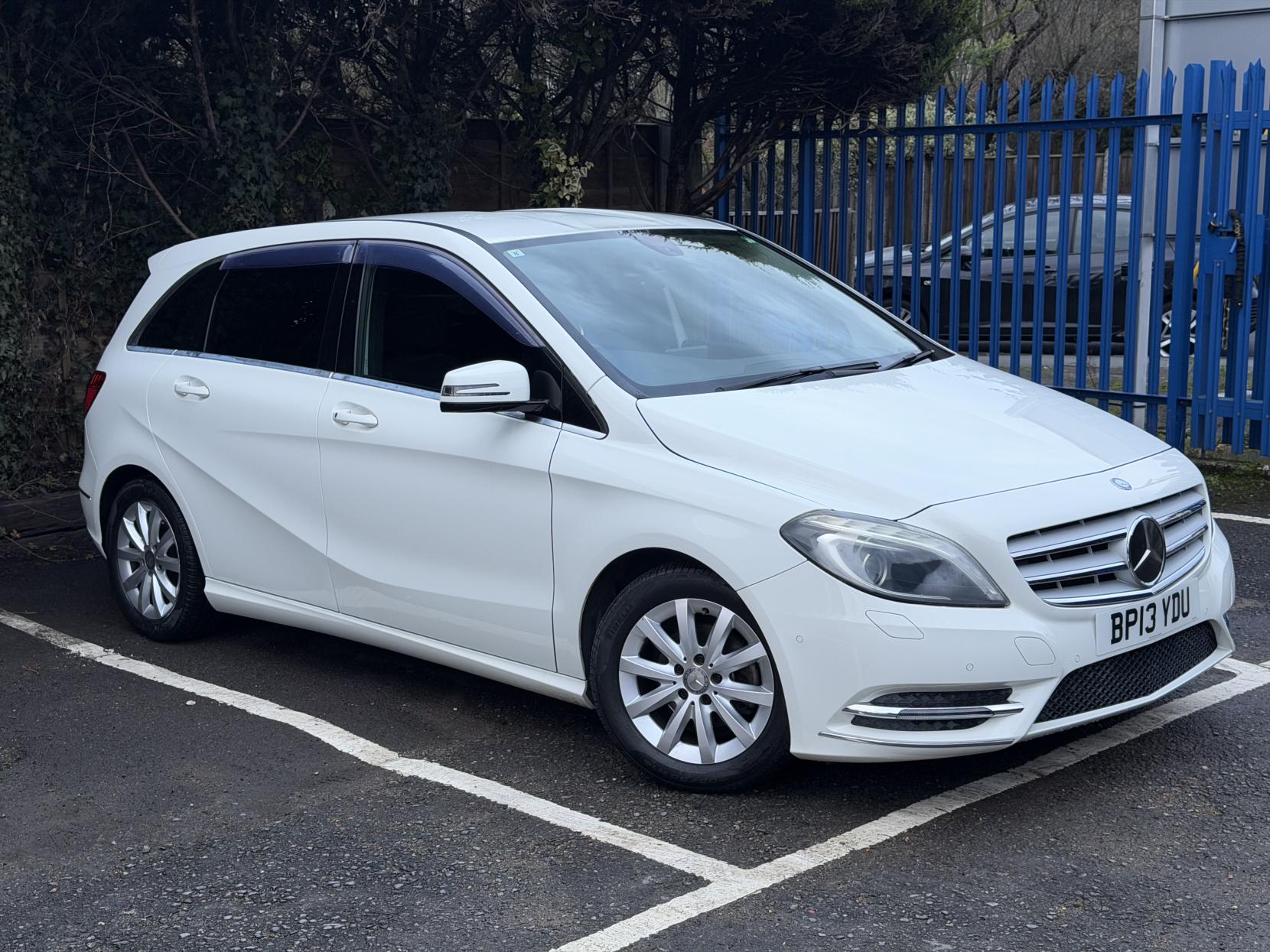 Mercedes-Benz B Class 1.6 B180 BlueEfficiency Sport MPV 5dr Petrol 7G-DCT Euro 5 (s/s) (122 ps)