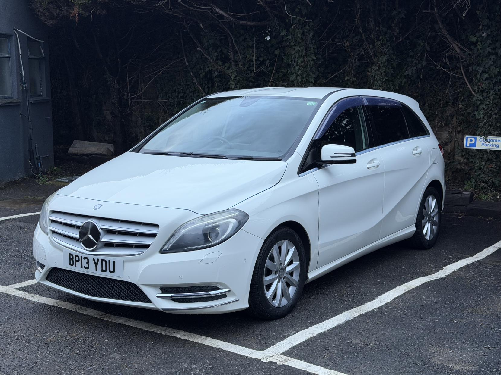 Mercedes-Benz B Class 1.6 B180 BlueEfficiency Sport MPV 5dr Petrol 7G-DCT Euro 5 (s/s) (122 ps)