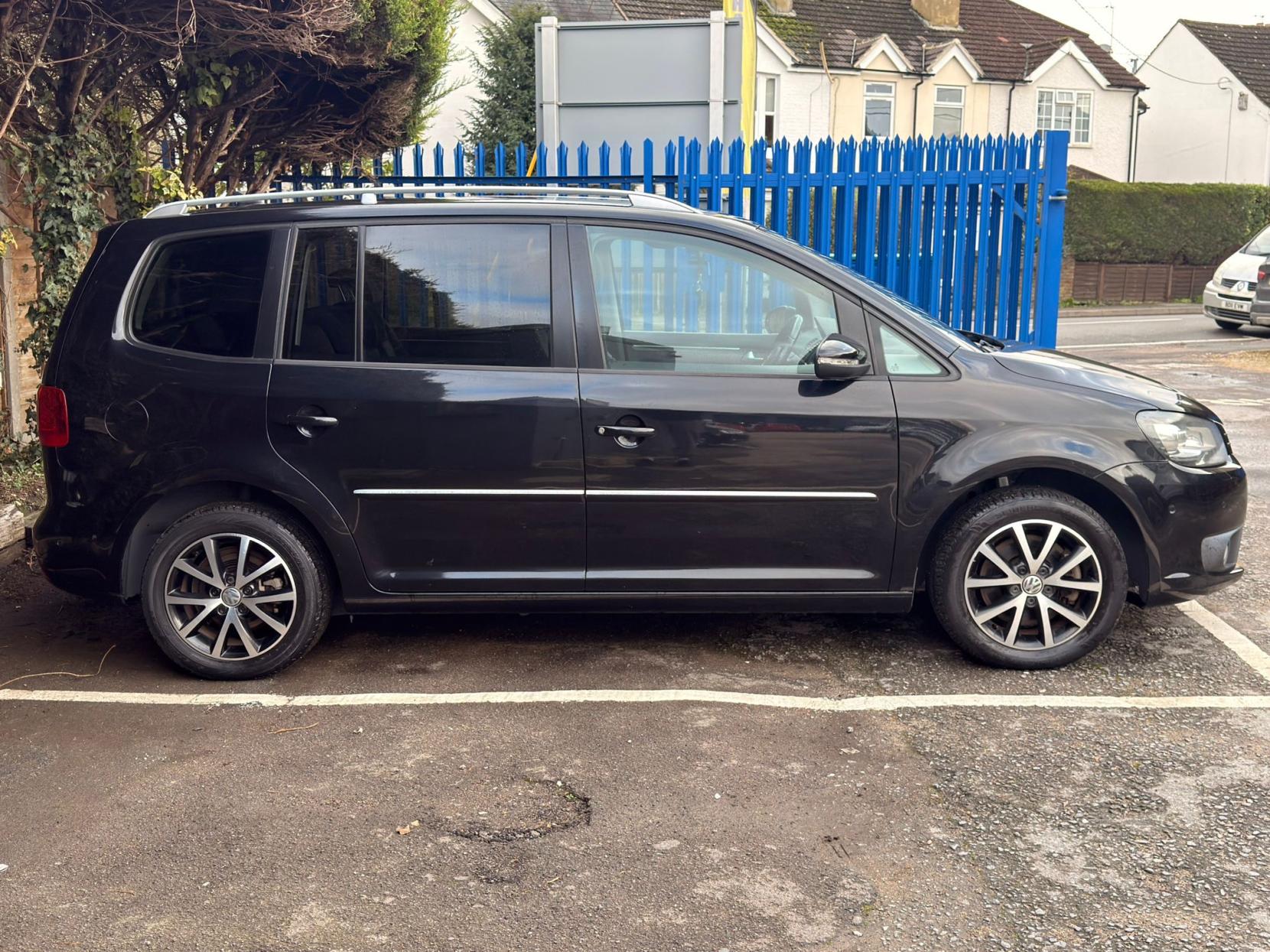 Volkswagen Touran 1.4 TSI SE MPV 5dr Petrol DSG Euro 5 (140 ps)