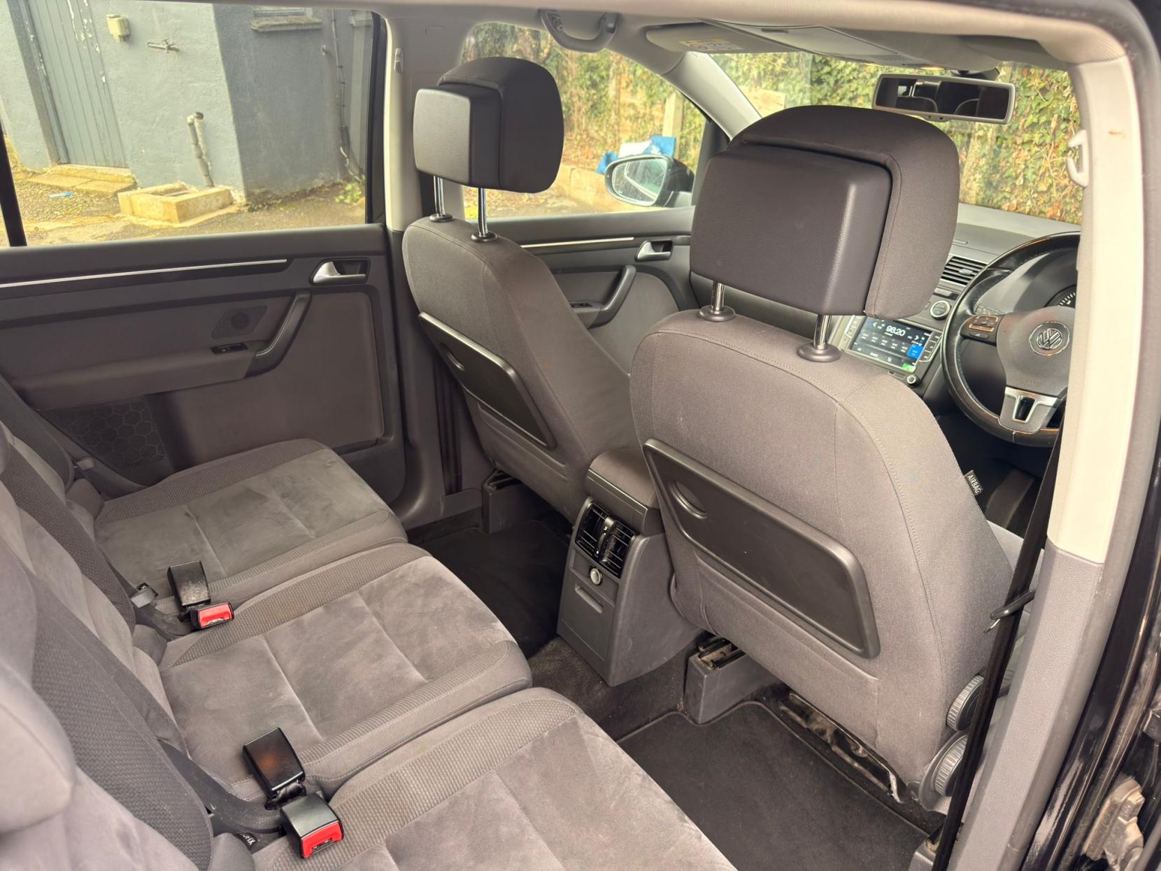 Volkswagen Touran 1.4 TSI SE MPV 5dr Petrol DSG Euro 5 (140 ps)